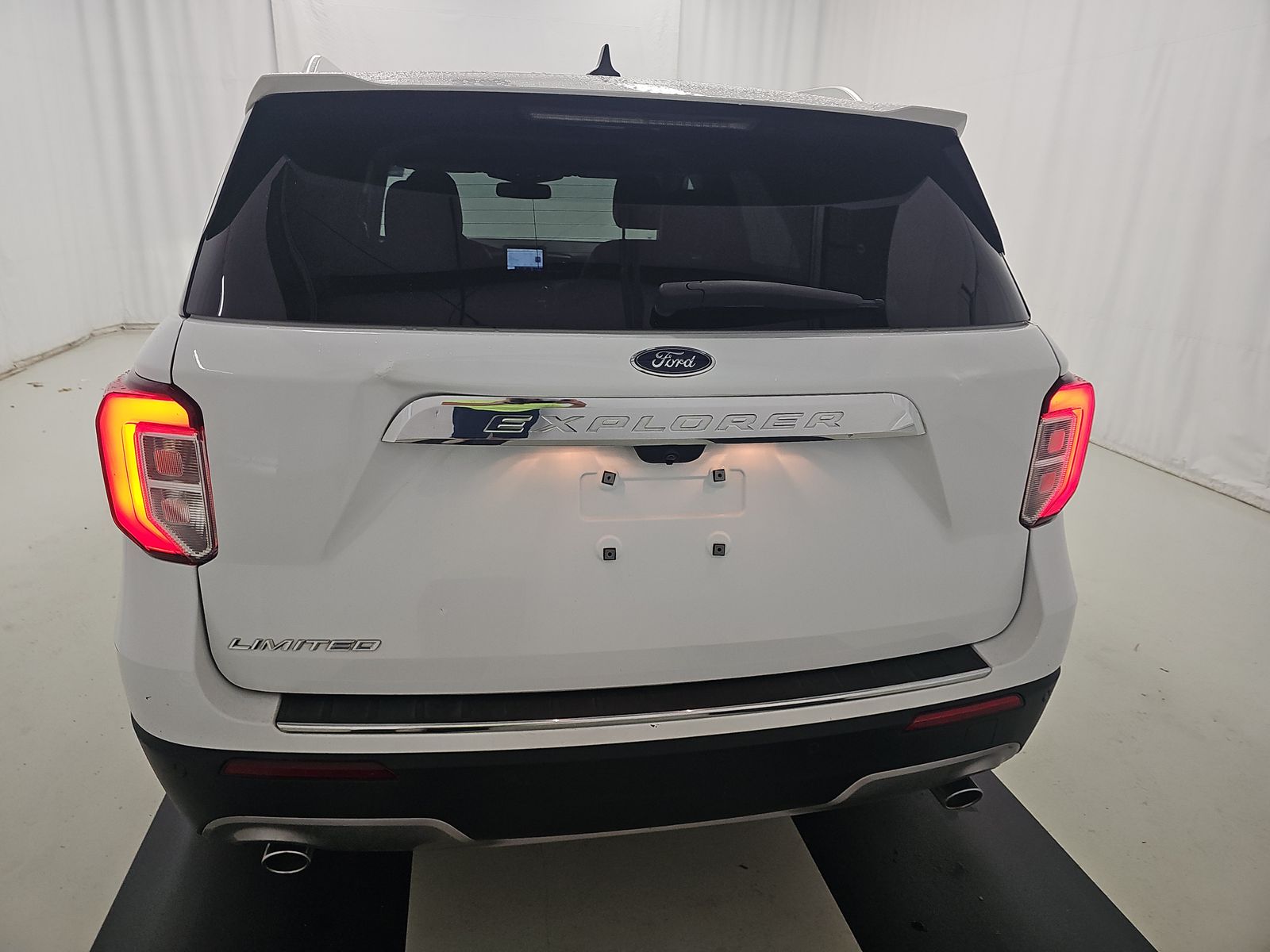 FORD EXPLORER - 6