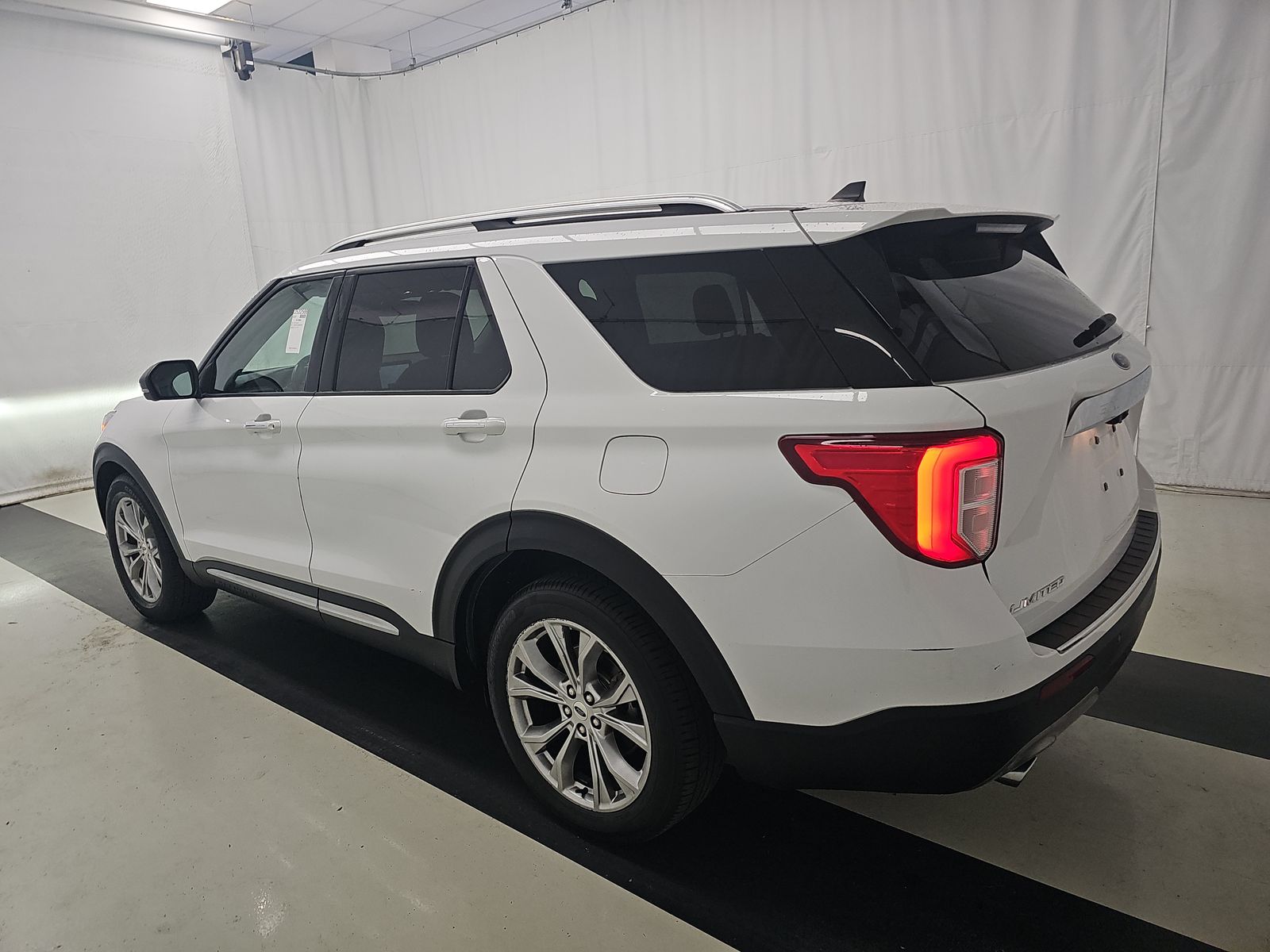 FORD EXPLORER - 7