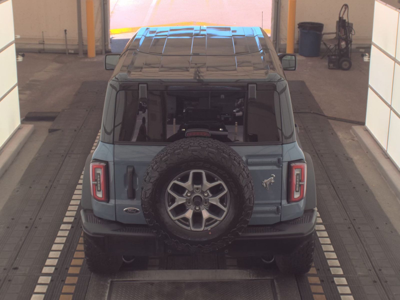 FORD BRONCO - 7