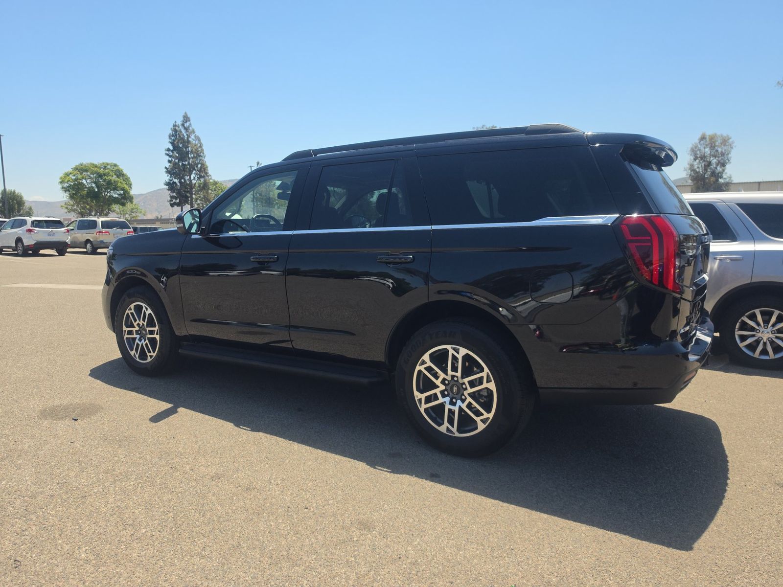 FORD EXPEDITION - 7