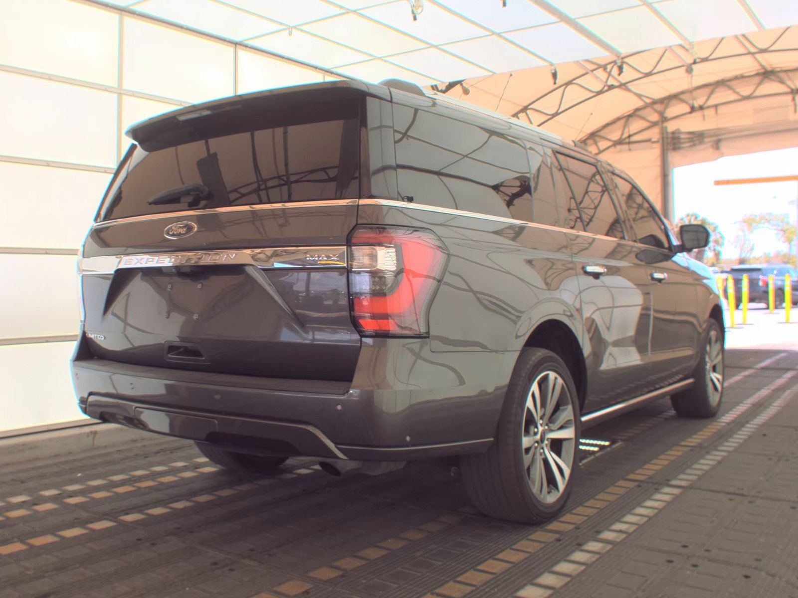 FORD EXPEDITION MAX - 5