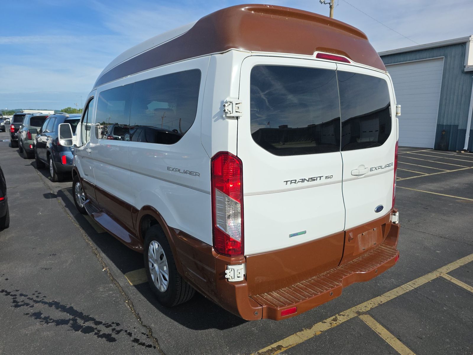 FORD TRANSIT 150 - 7