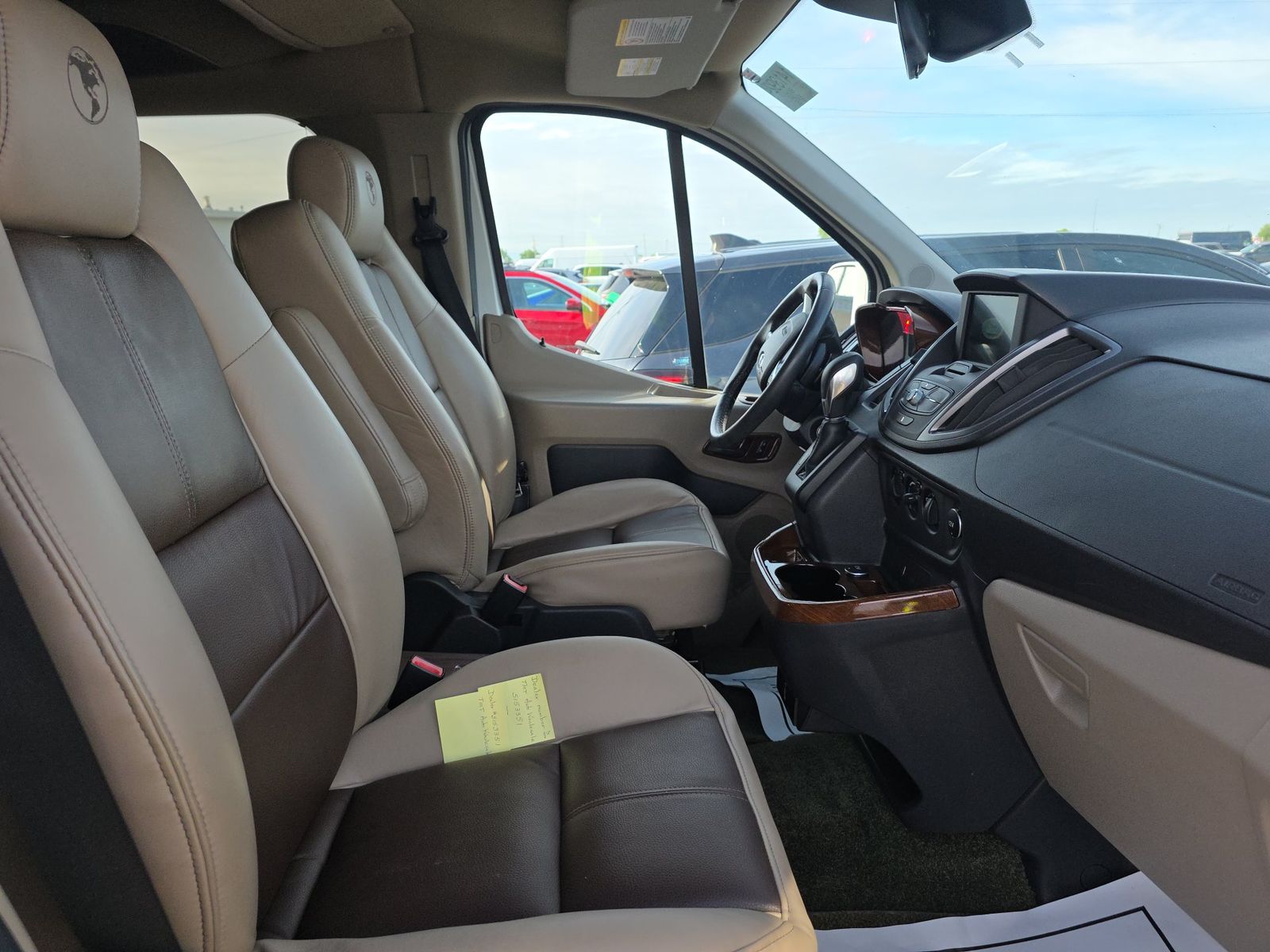 FORD TRANSIT 150 - 9