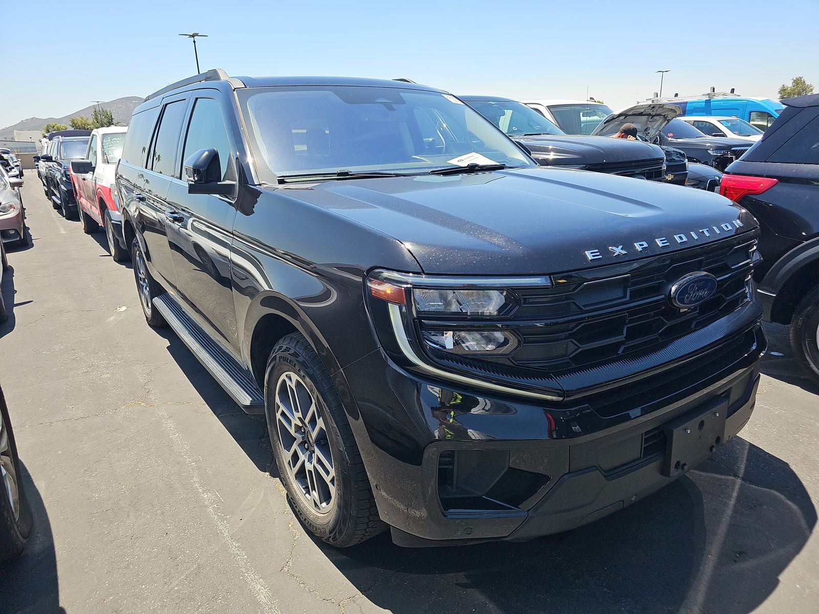 FORD EXPEDITION MAX - 4