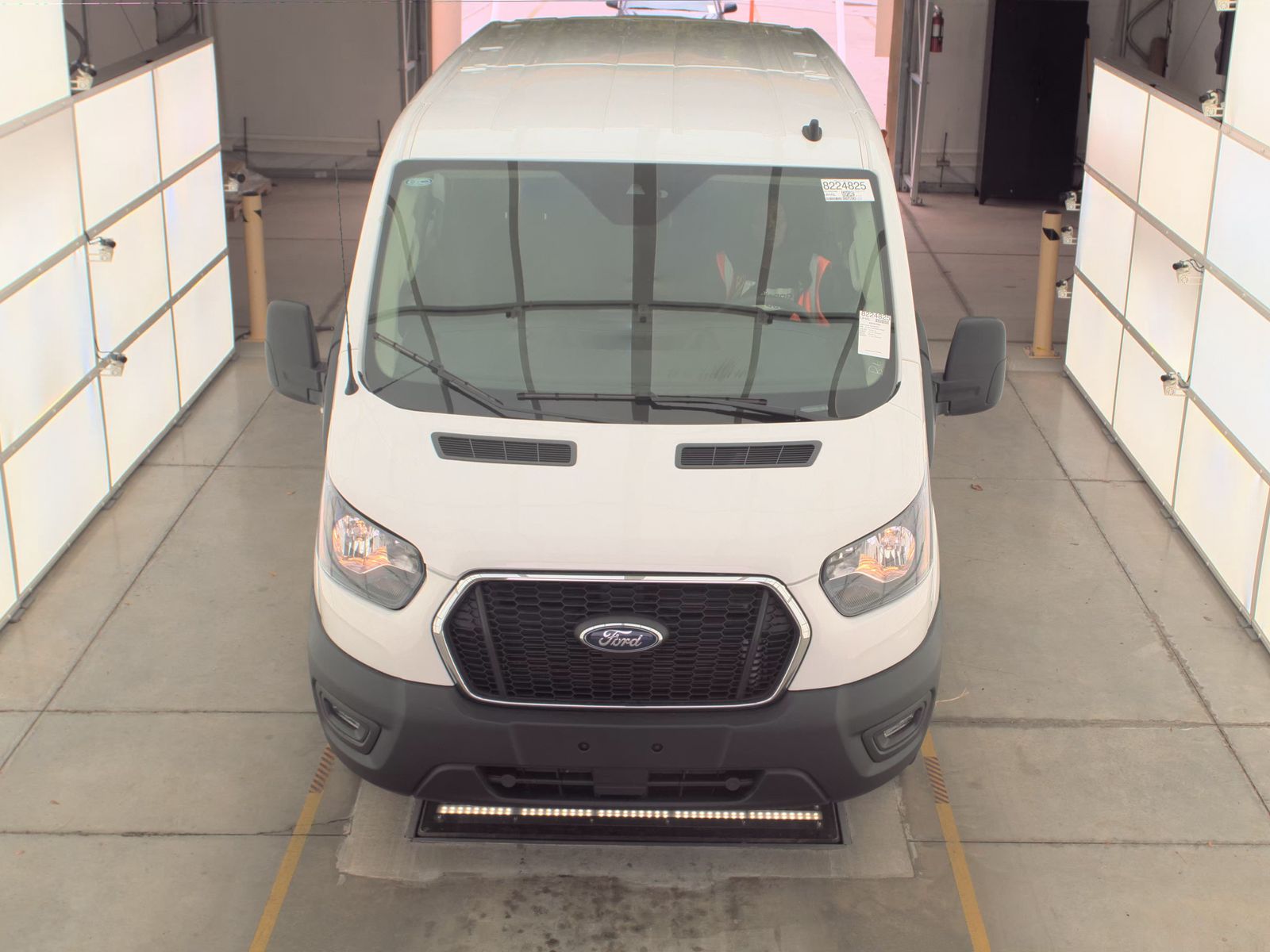 FORD TRANSIT 250 - 3