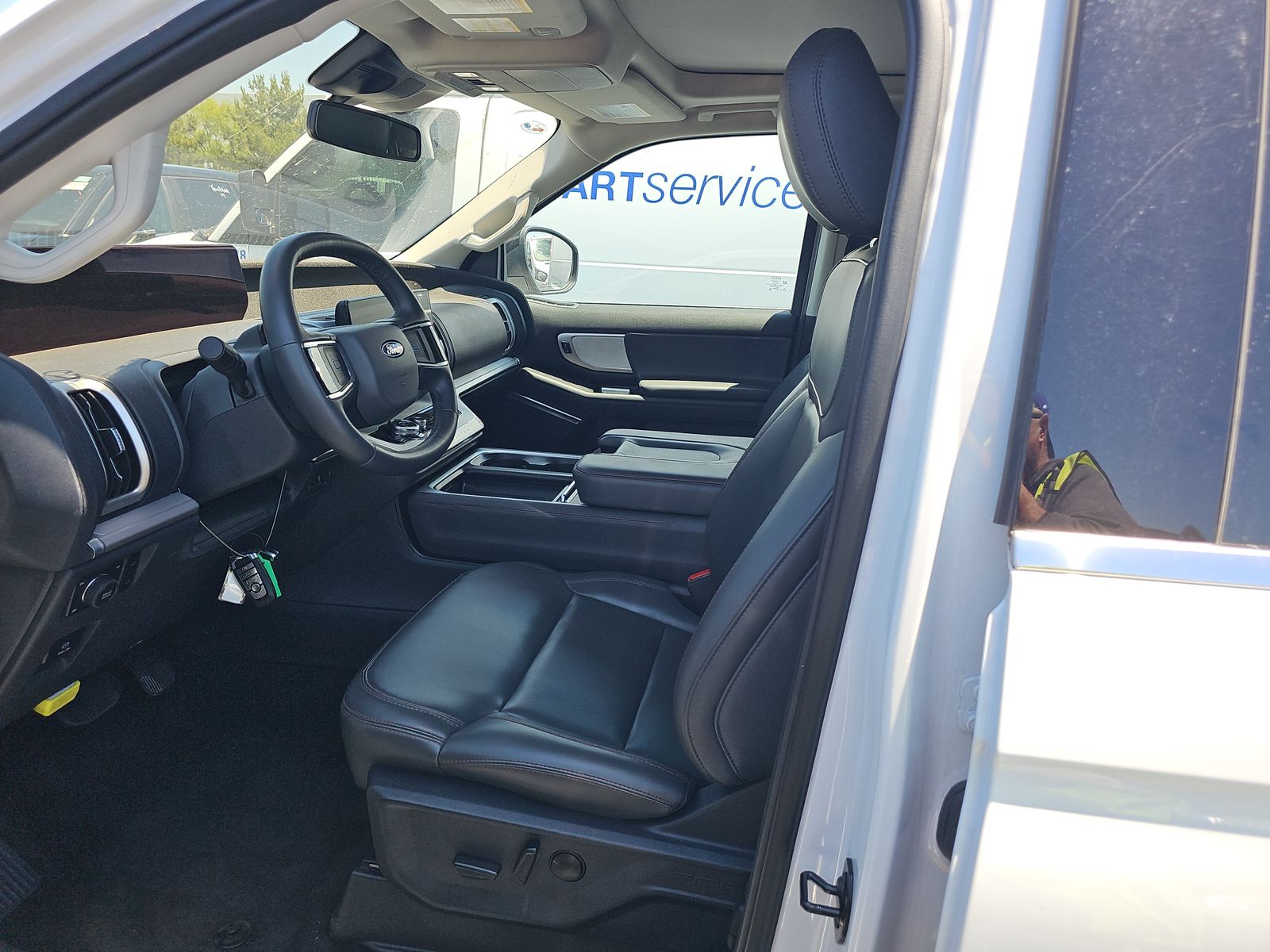 FORD EXPEDITION - 8