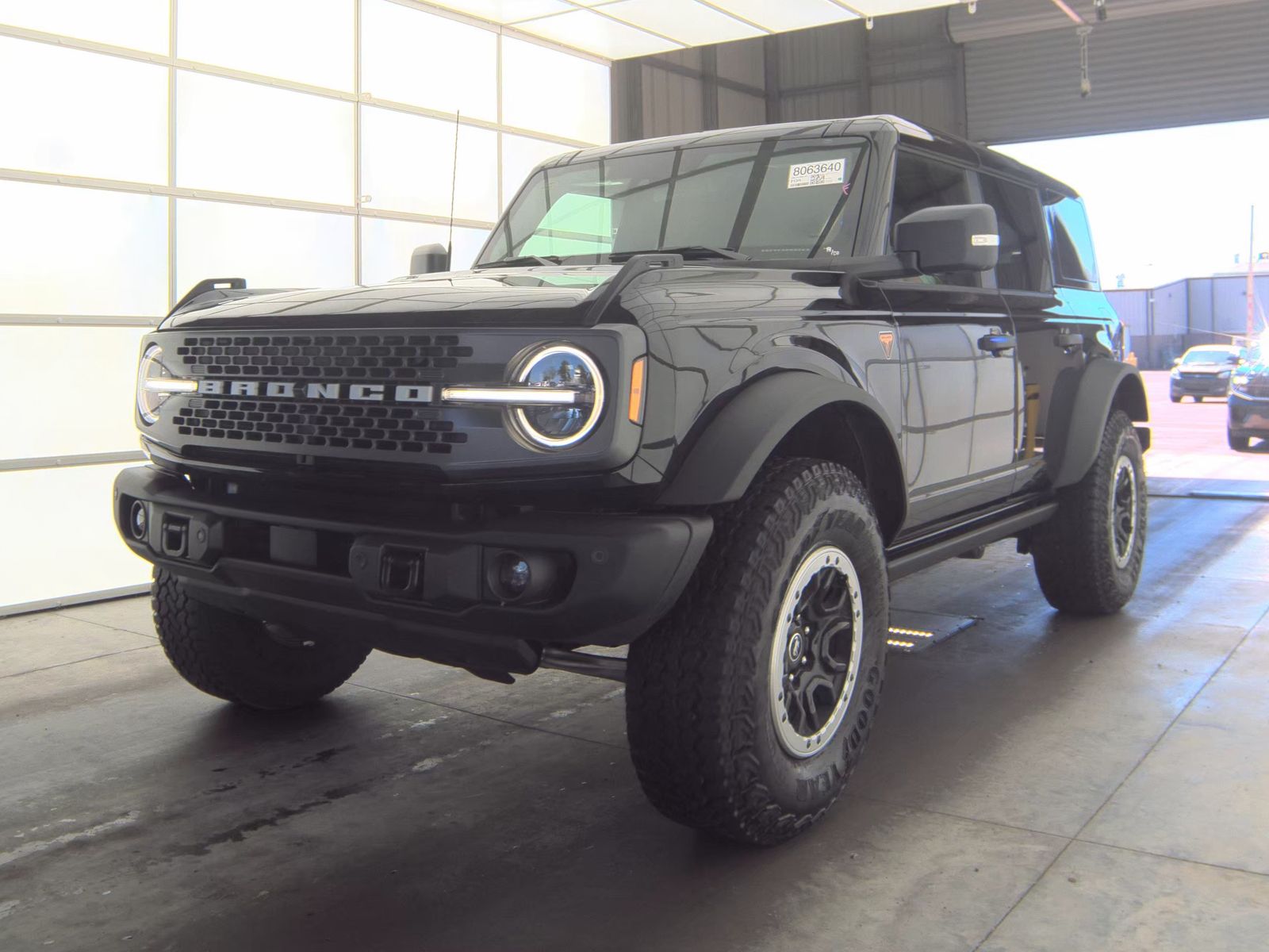 FORD BRONCO - 1