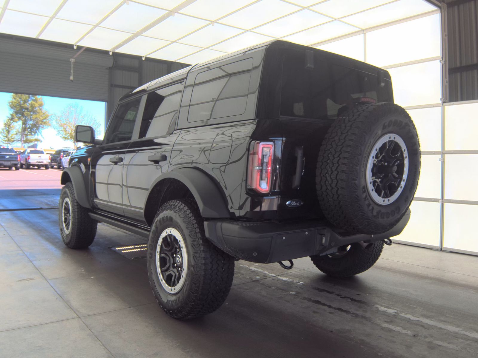 FORD BRONCO - 9
