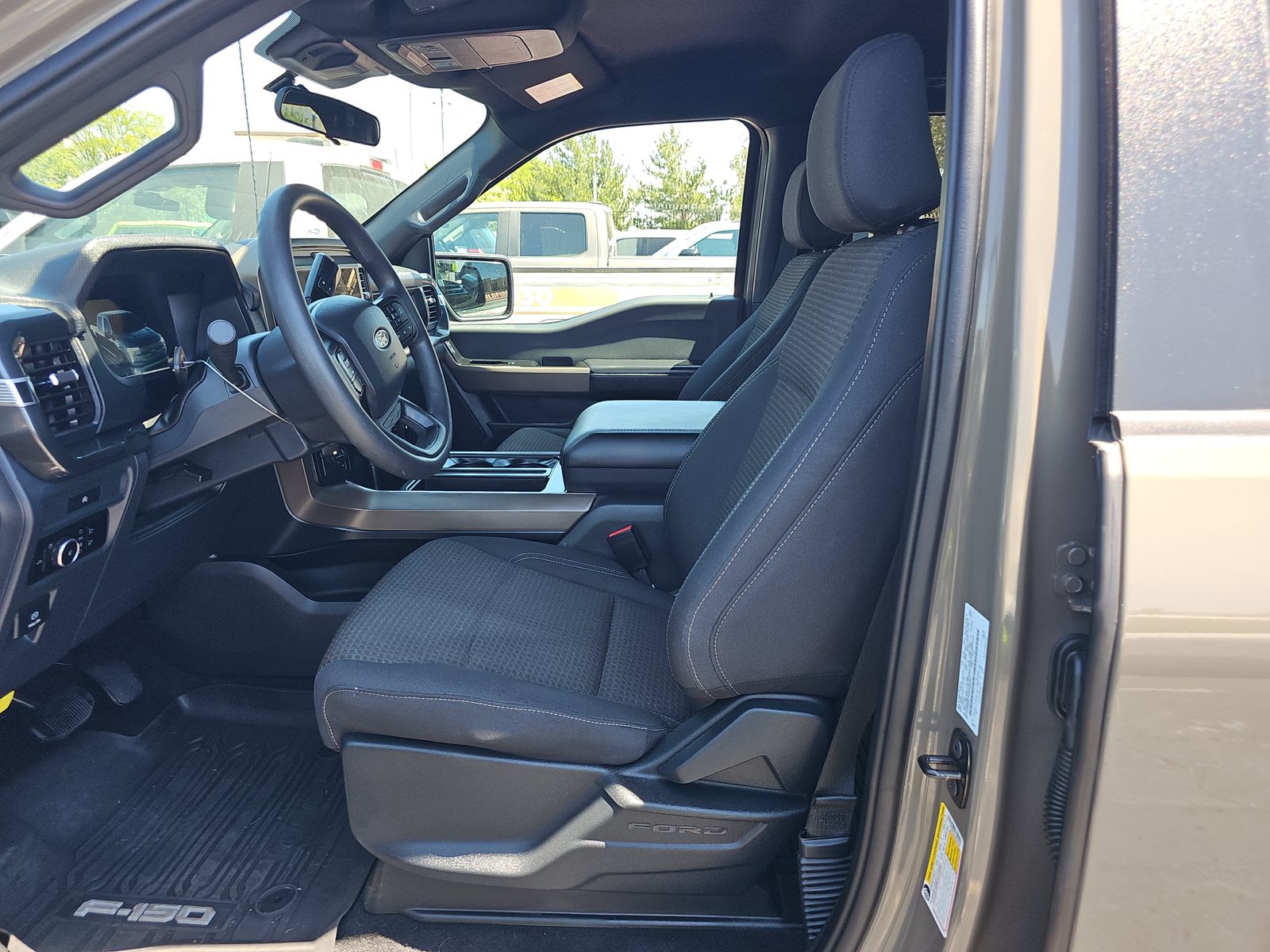 FORD F-150 - 8
