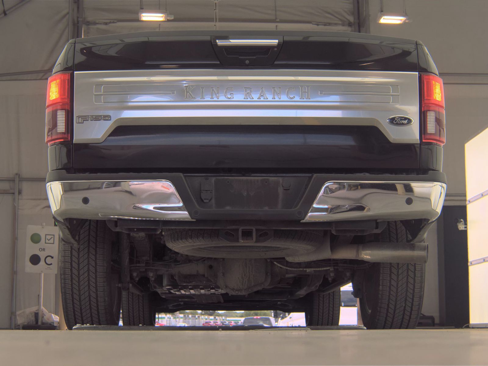 FORD F-150 - 8