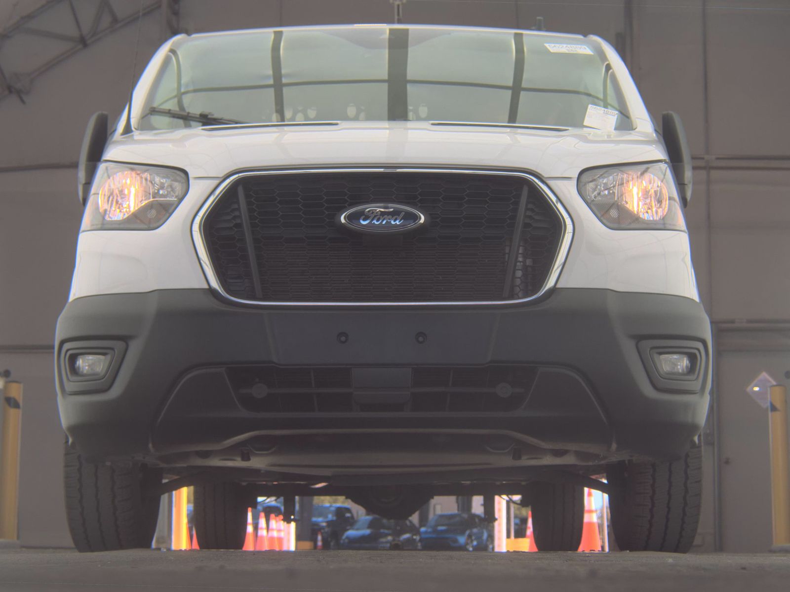 FORD TRANSIT 250 - 4