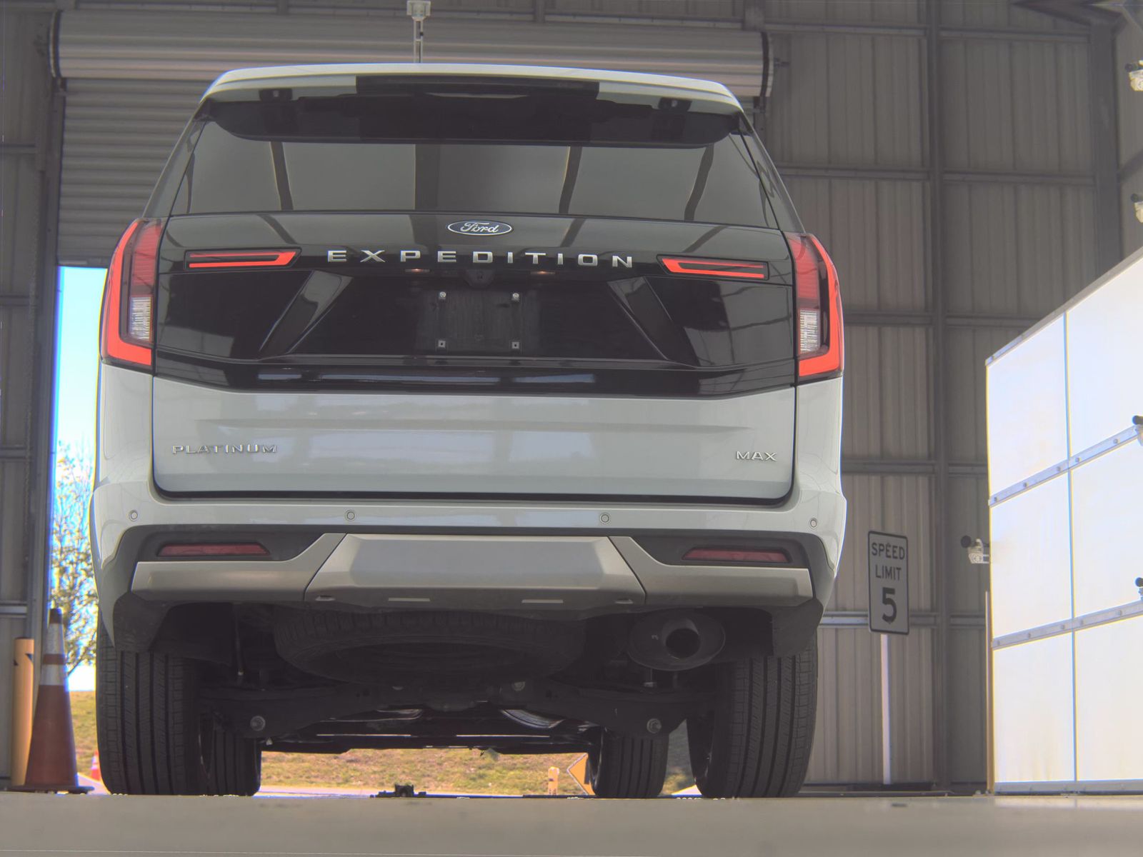 FORD EXPEDITION MAX - 8