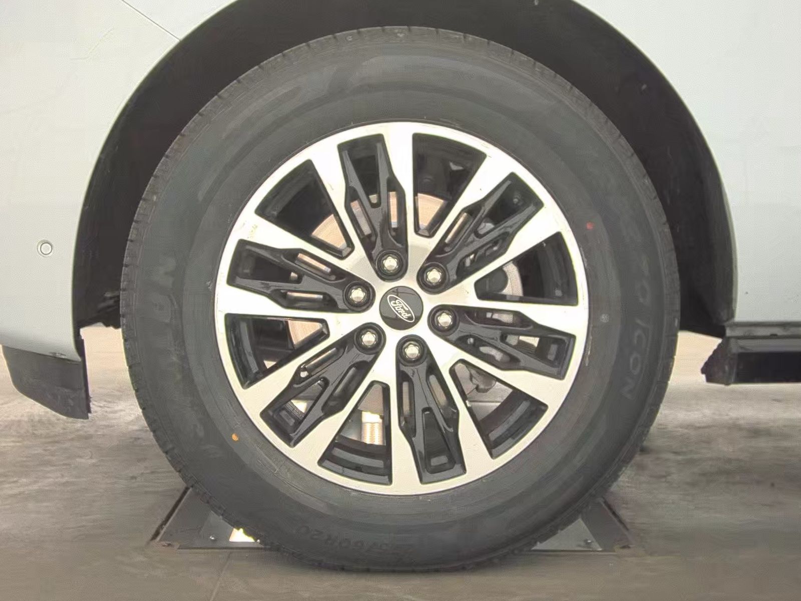 FORD EXPEDITION MAX - 10