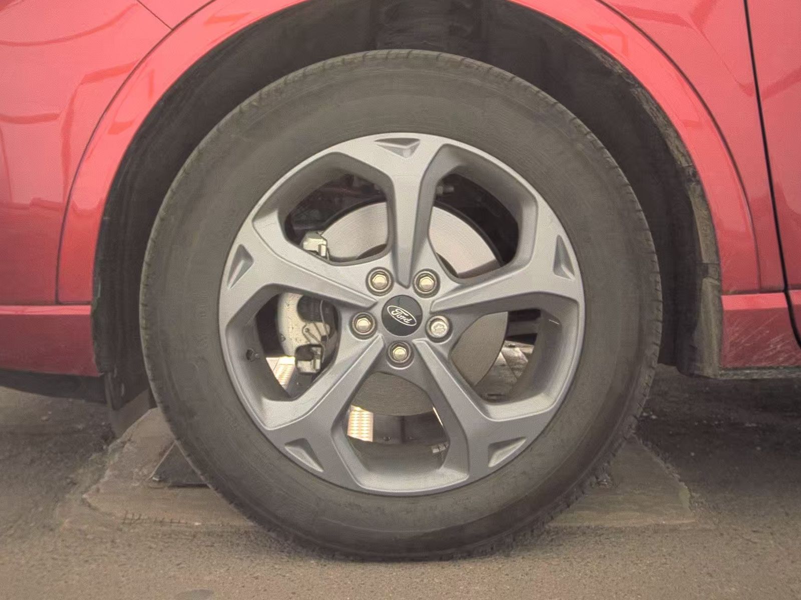 FORD ESCAPE - 10