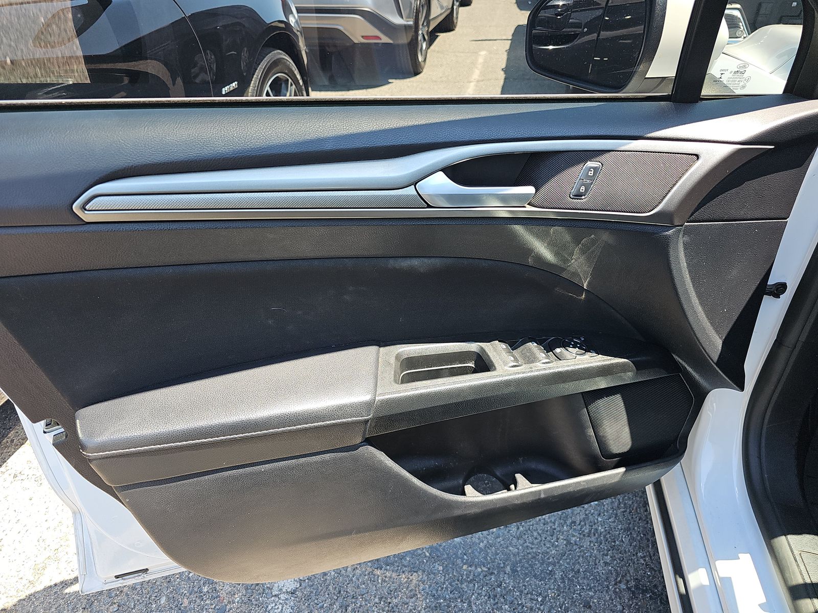 FORD FUSION - 10