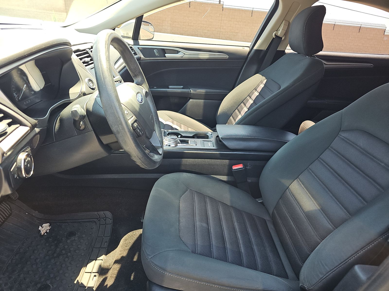 FORD FUSION - 8