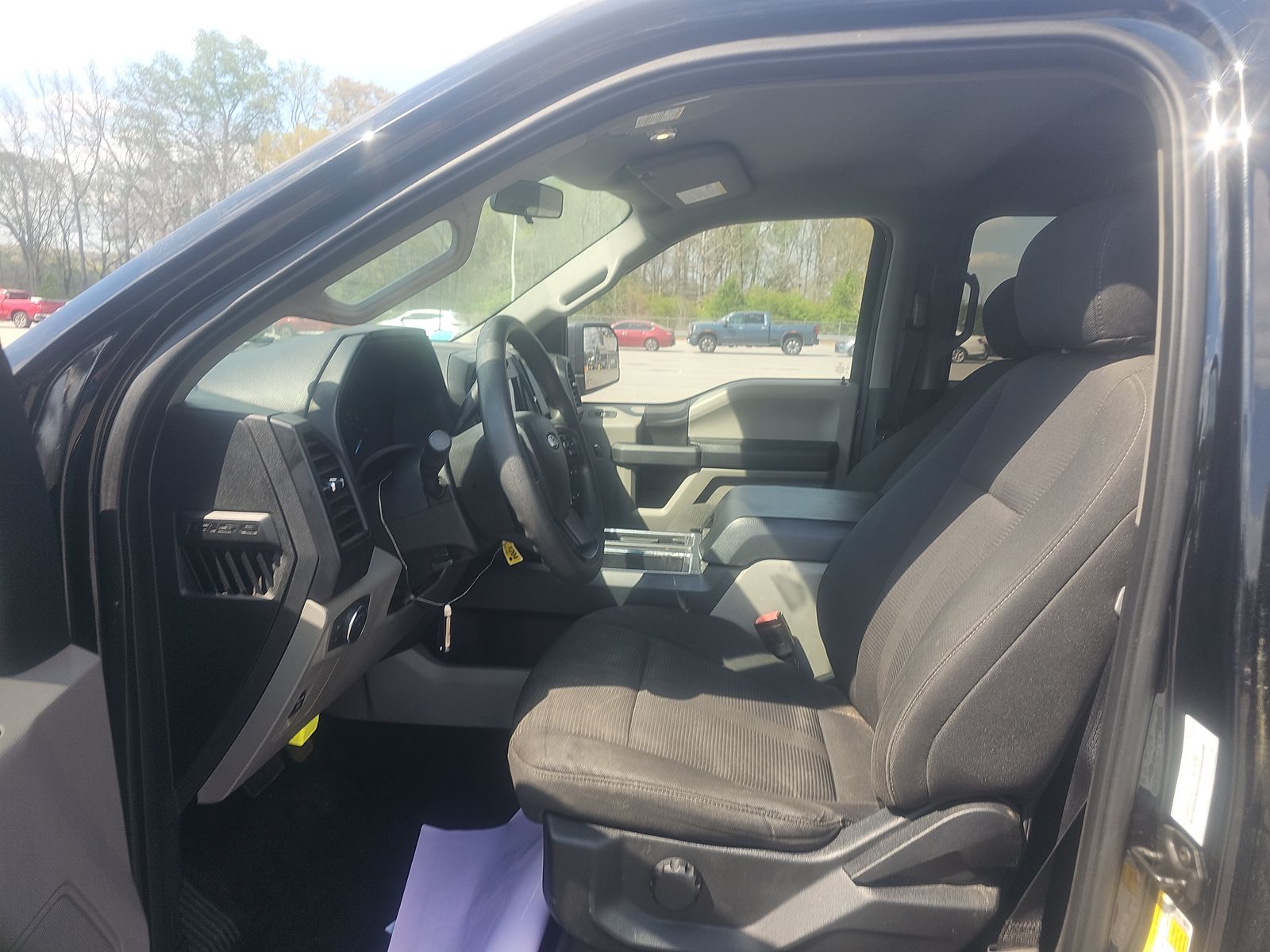 FORD F-150 - 8