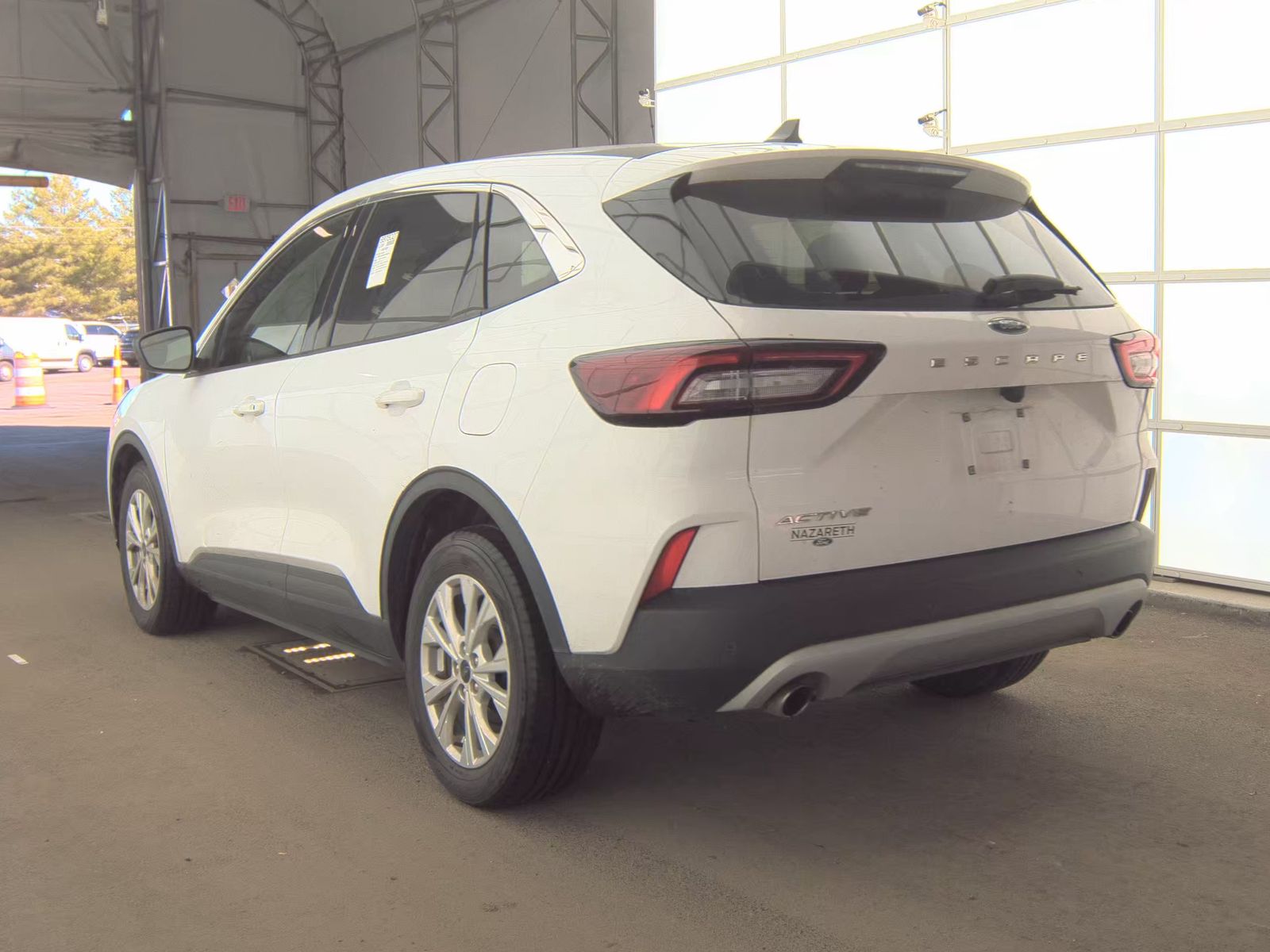 FORD ESCAPE - 9