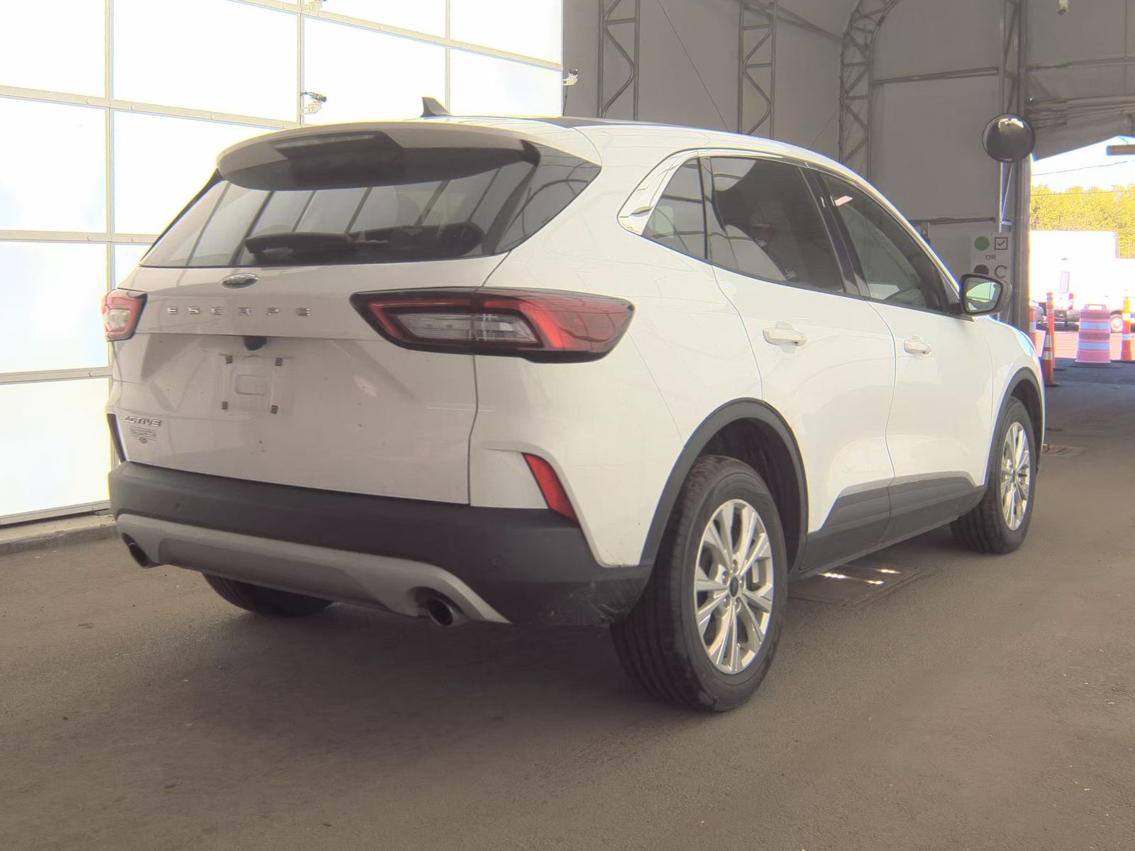 FORD ESCAPE - 6