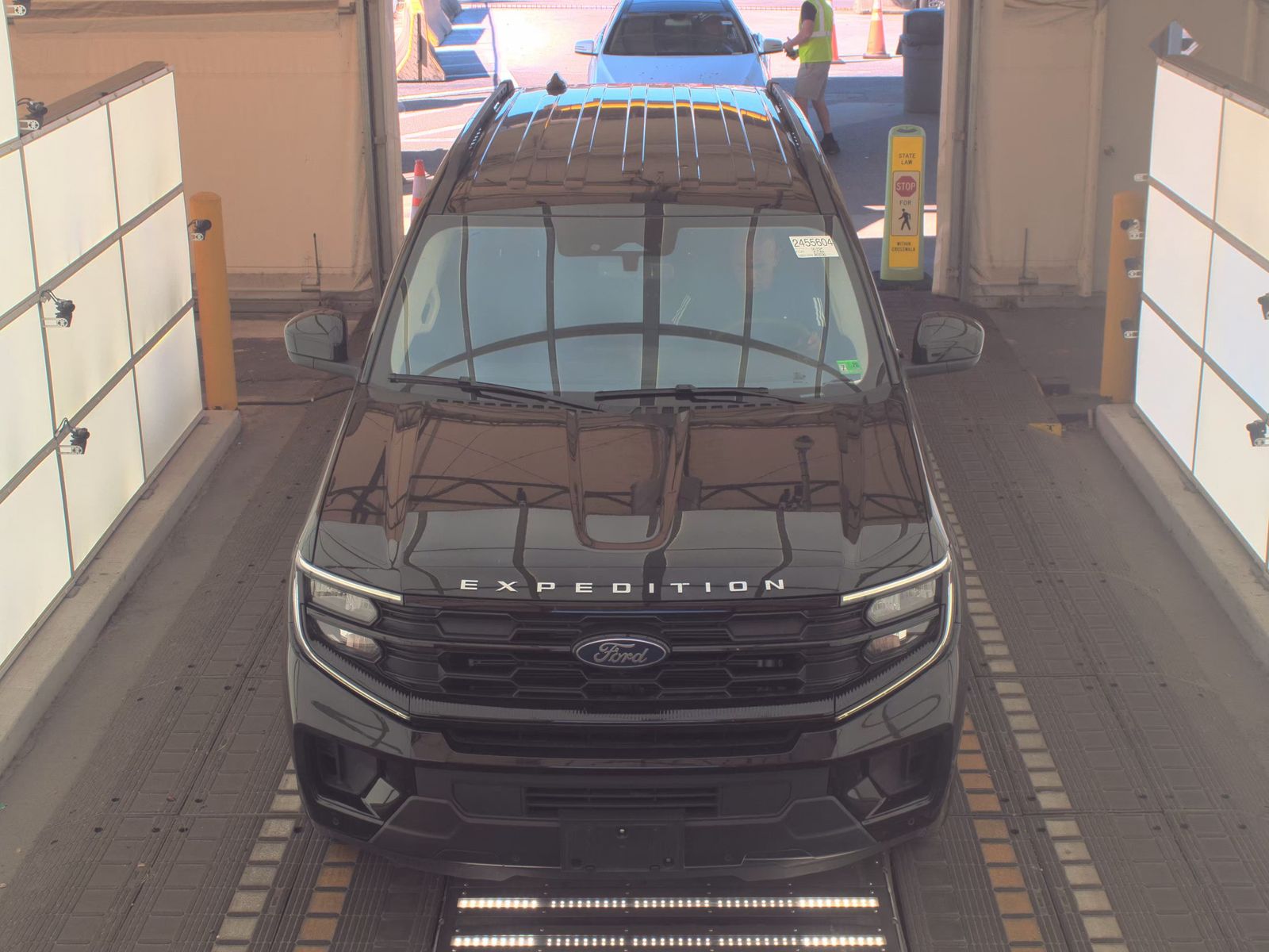 FORD EXPEDITION - 3