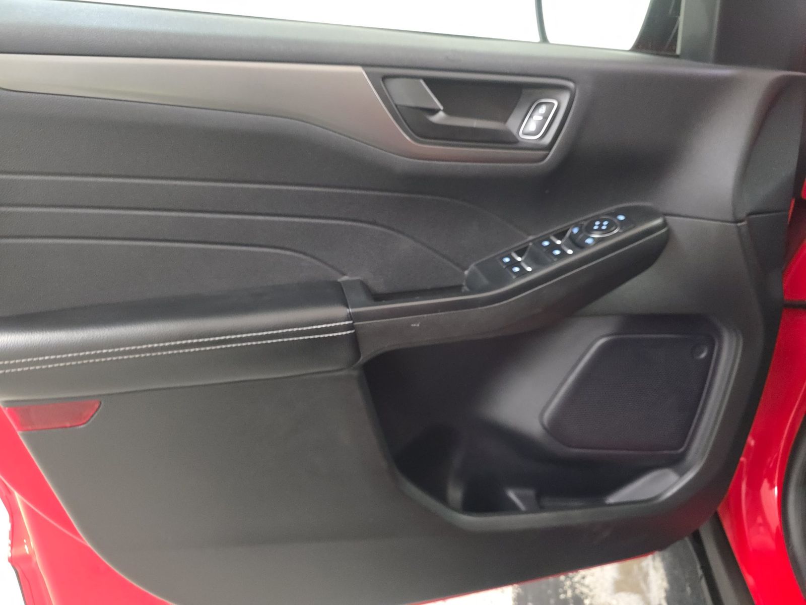 FORD ESCAPE - 10
