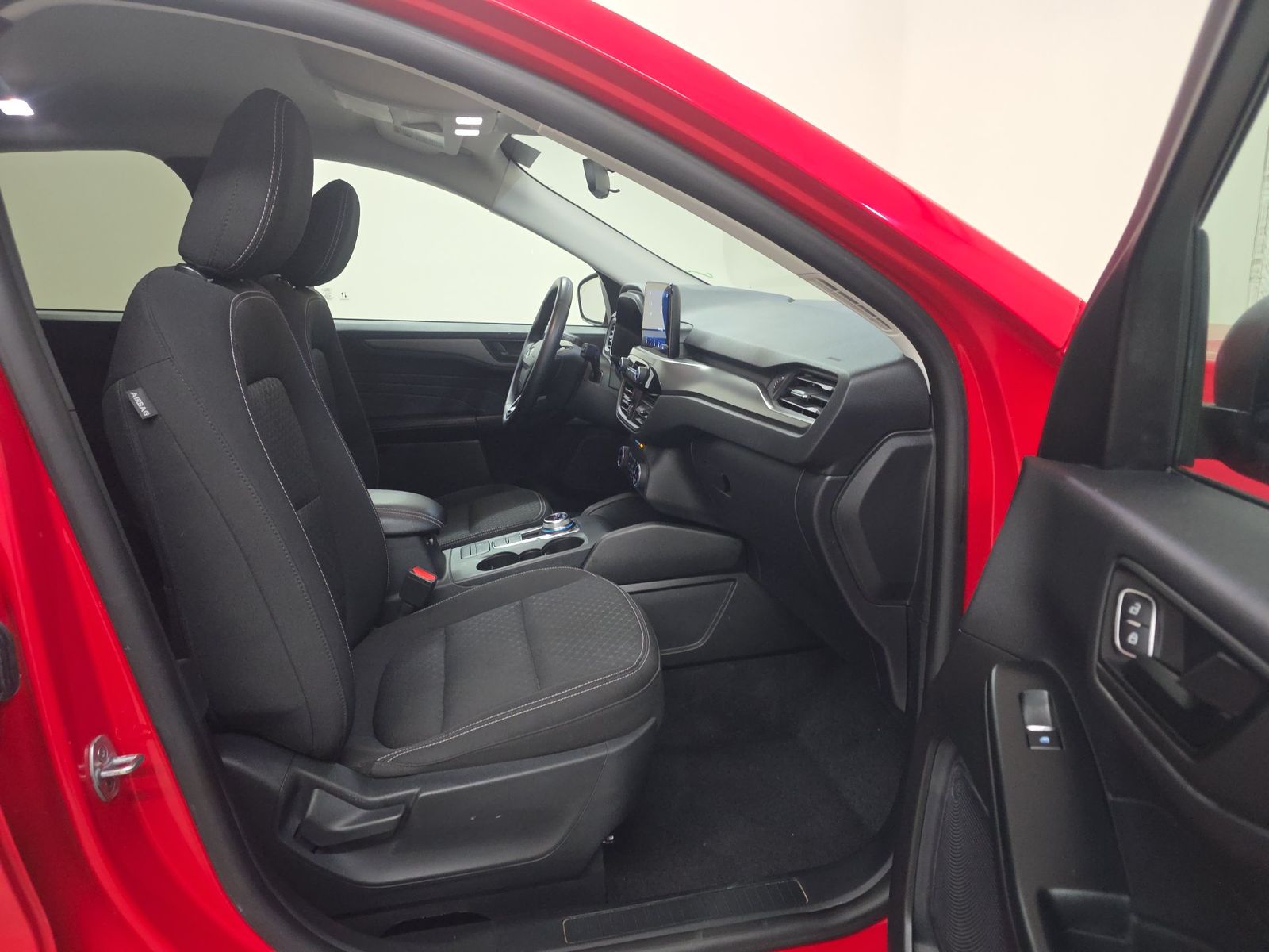 FORD ESCAPE - 9