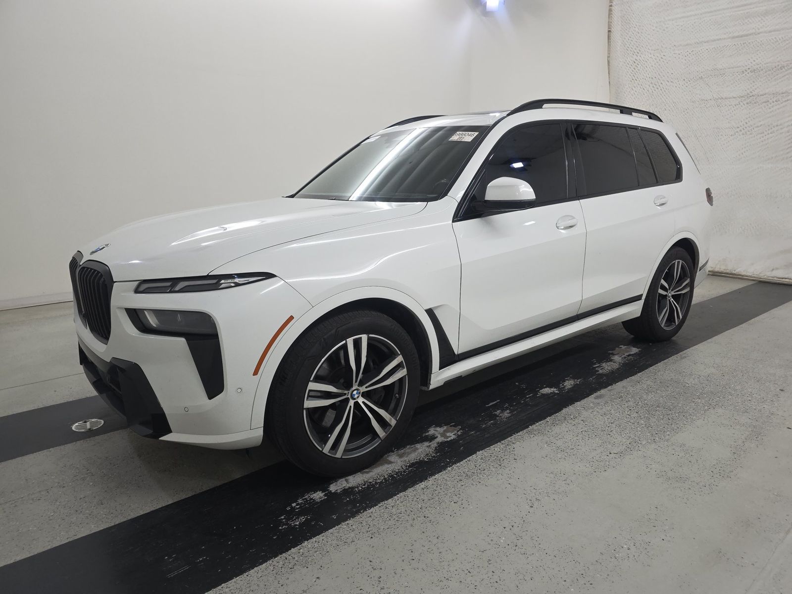 2023 BMW X7 xDrive40i AWD
