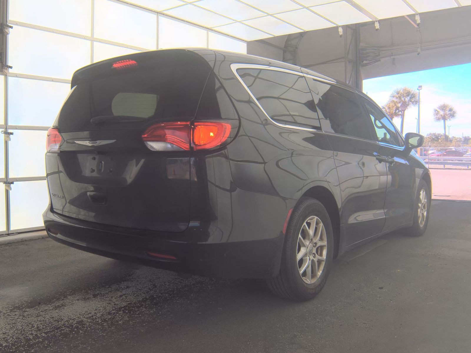 CHRYSLER VOYAGER - 6