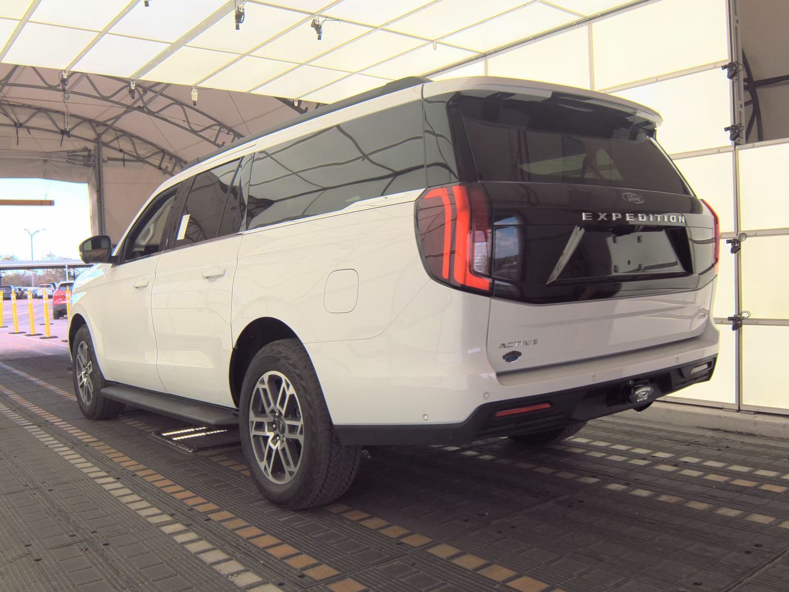 FORD EXPEDITION MAX - 7