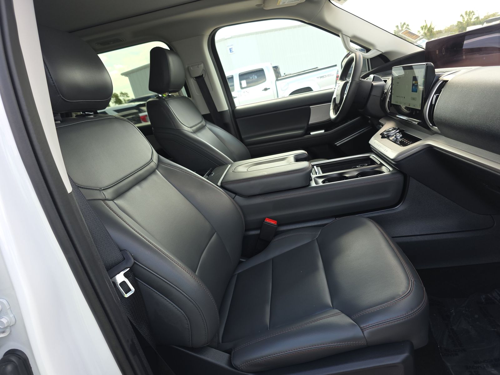 FORD EXPEDITION MAX - 9
