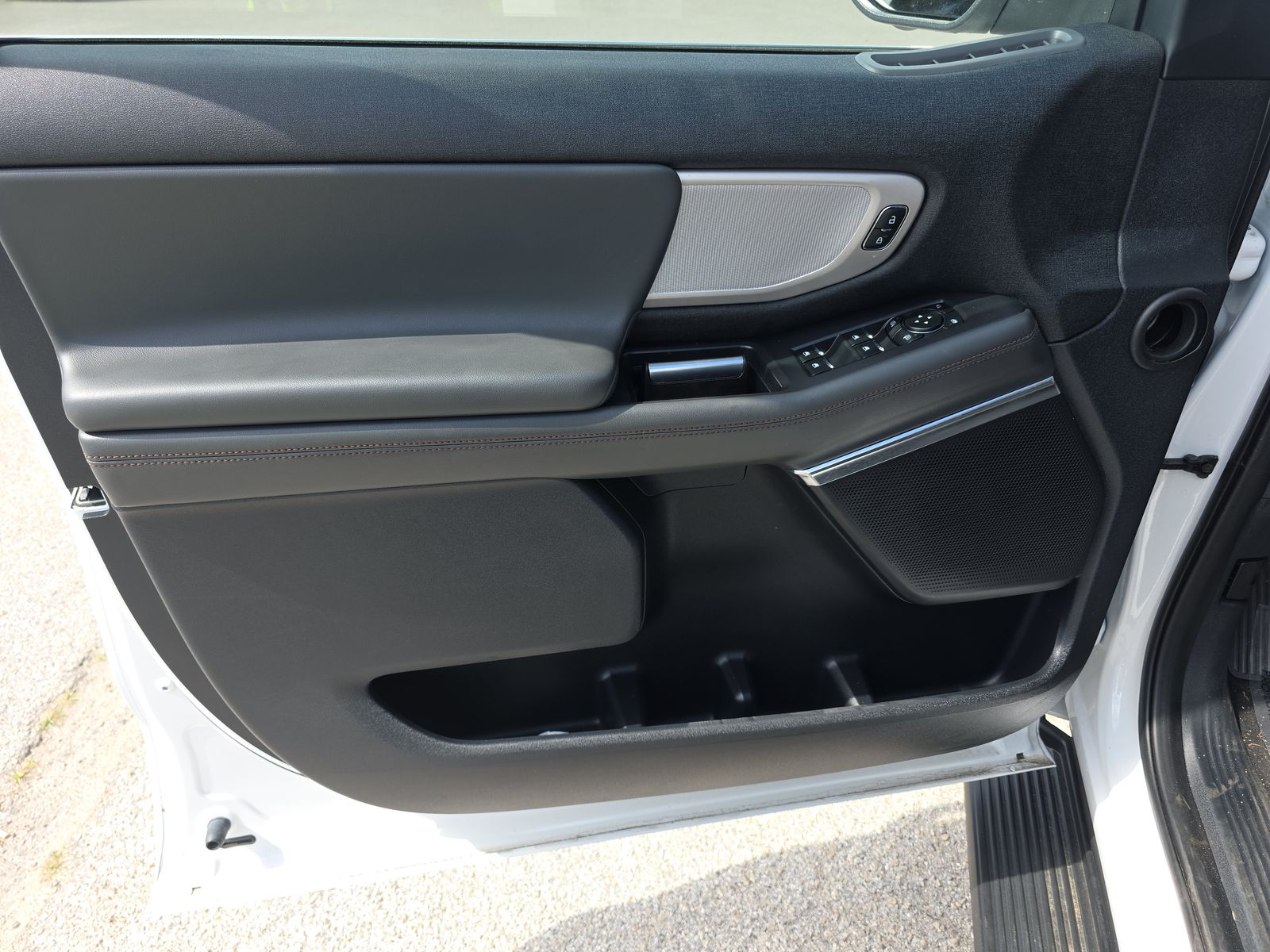FORD EXPEDITION MAX - 10