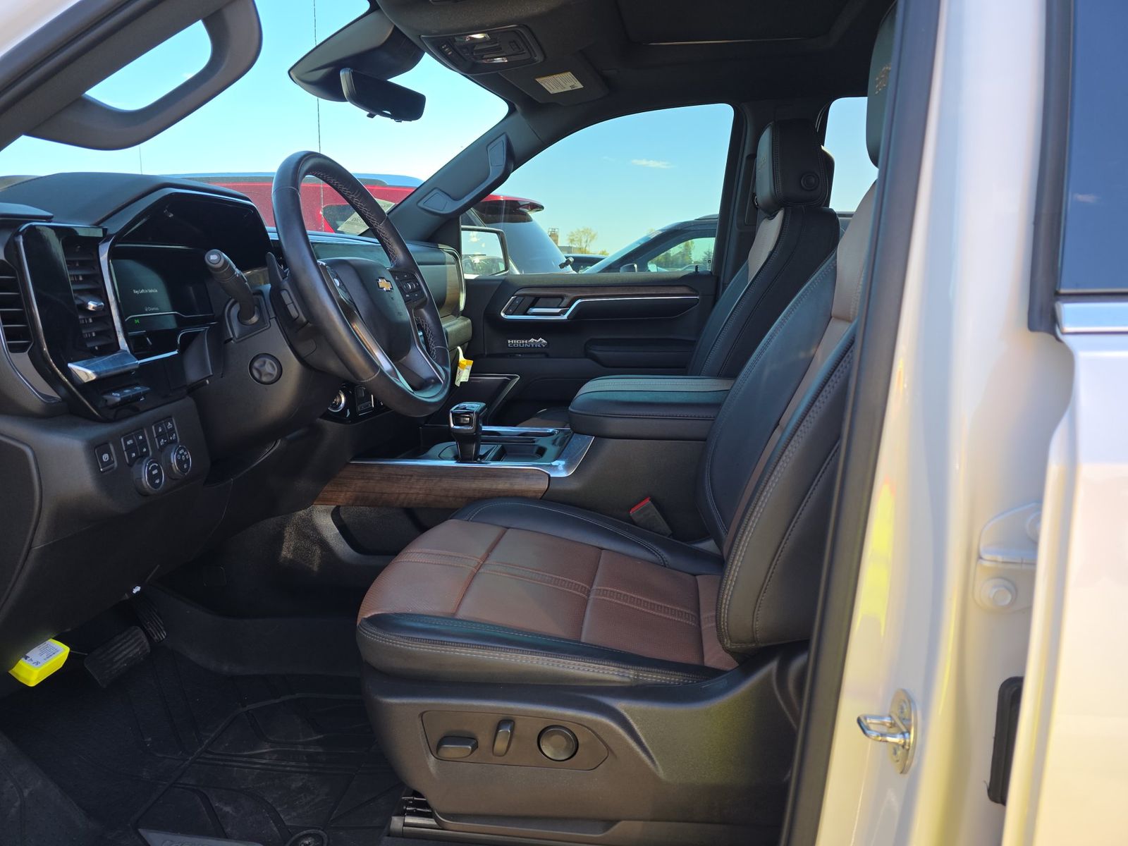 2023 Chevrolet Silverado 1500 High Country AWD