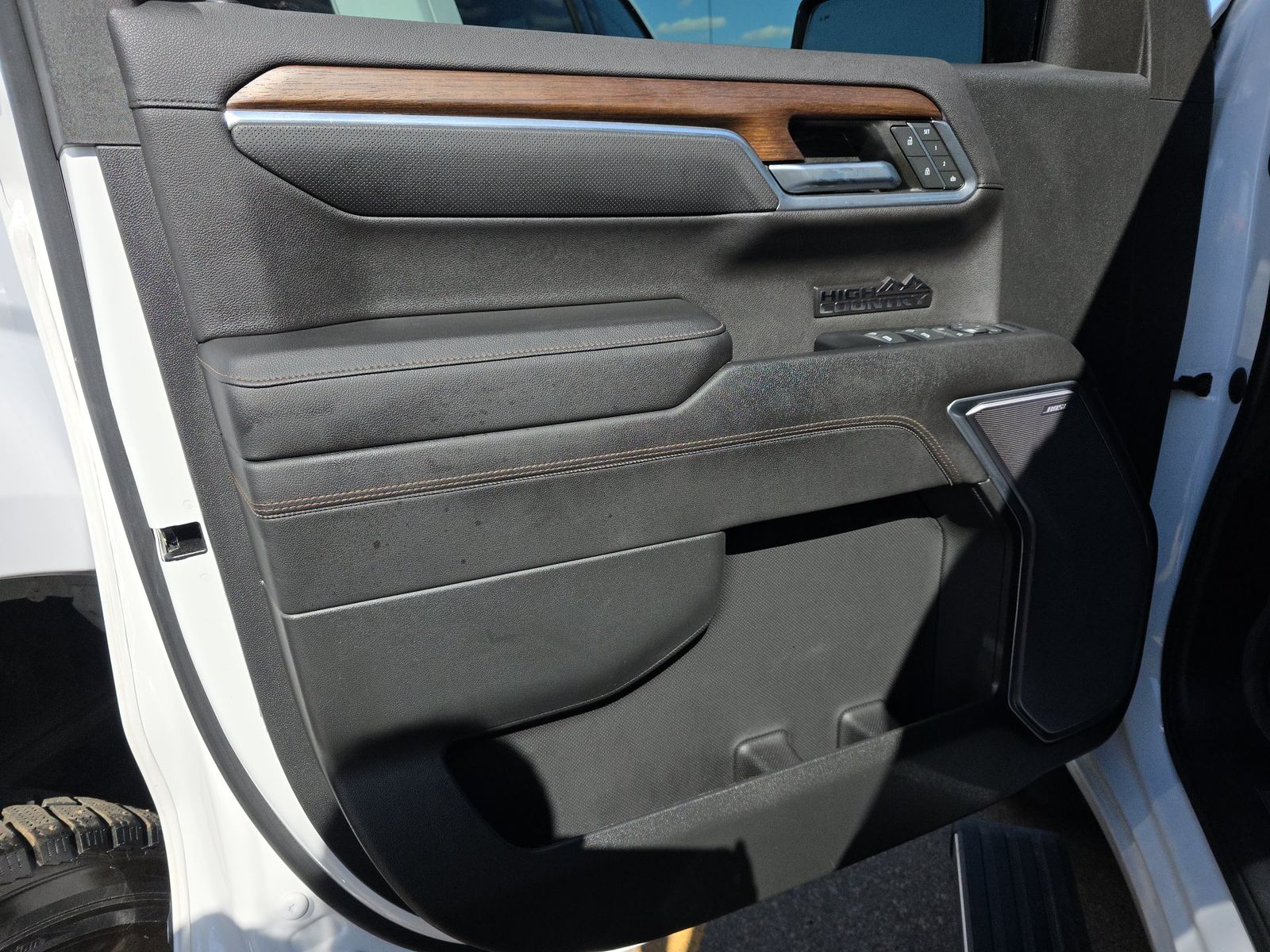 2023 Chevrolet Silverado 1500 High Country AWD