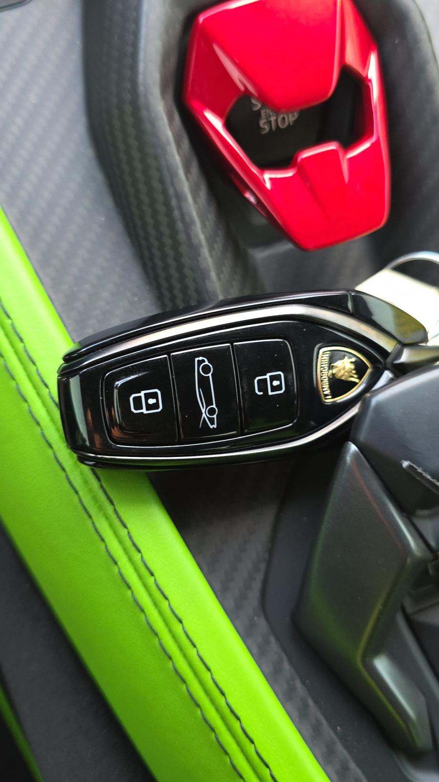 2024 Lamborghini Revuelto Base AWD