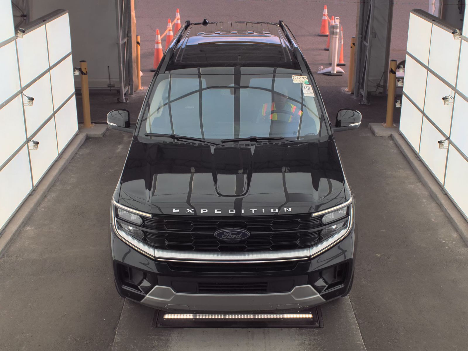 FORD EXPEDITION MAX - 3