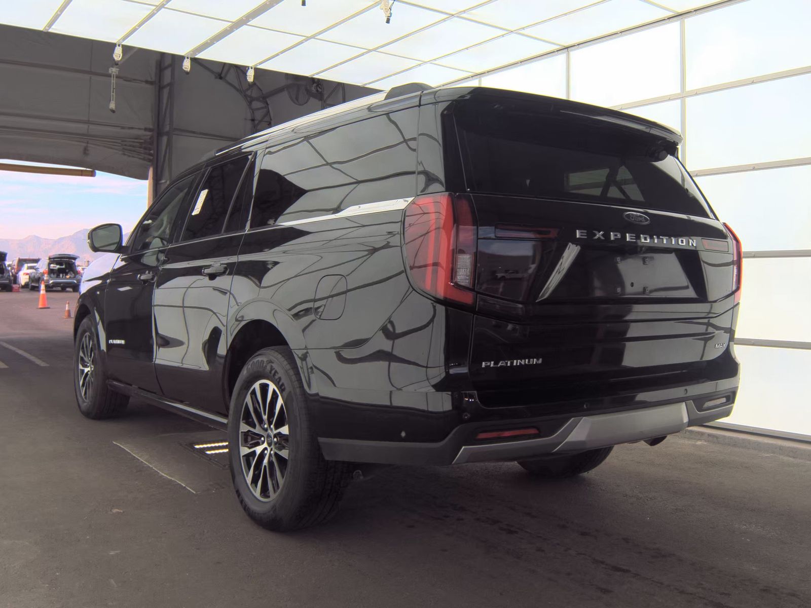 FORD EXPEDITION MAX - 7