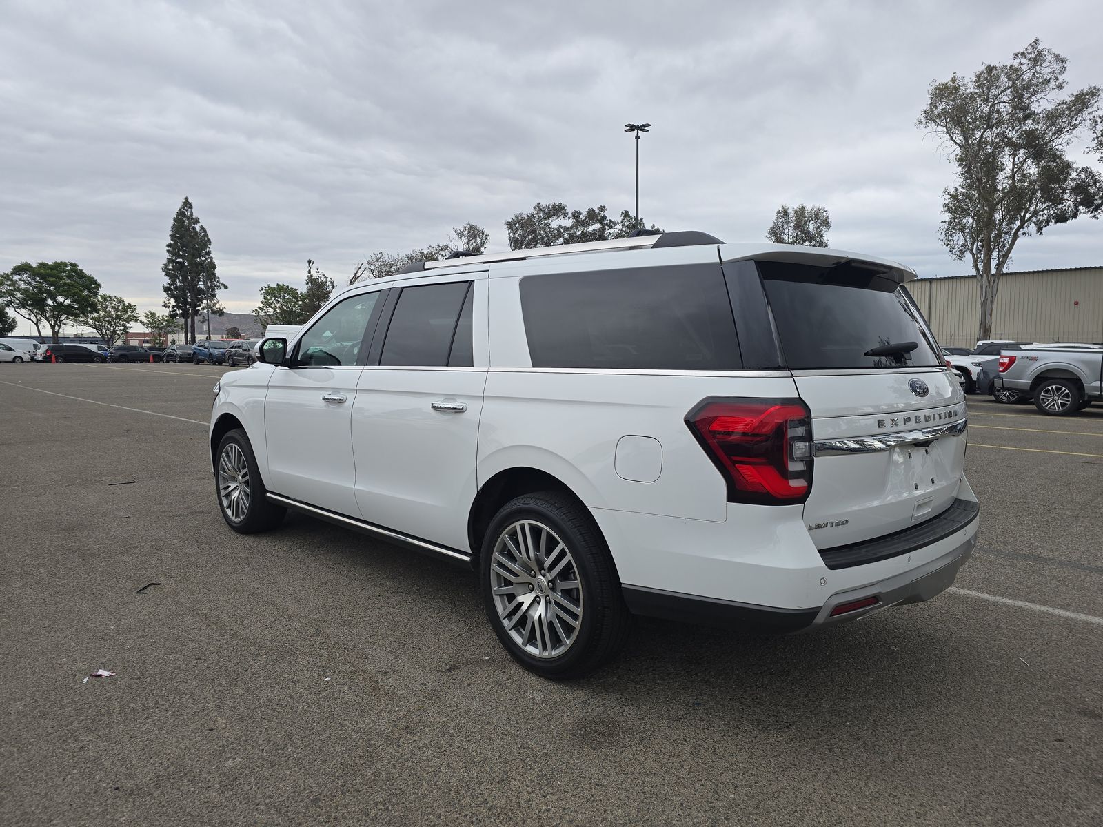FORD EXPEDITION MAX - 7