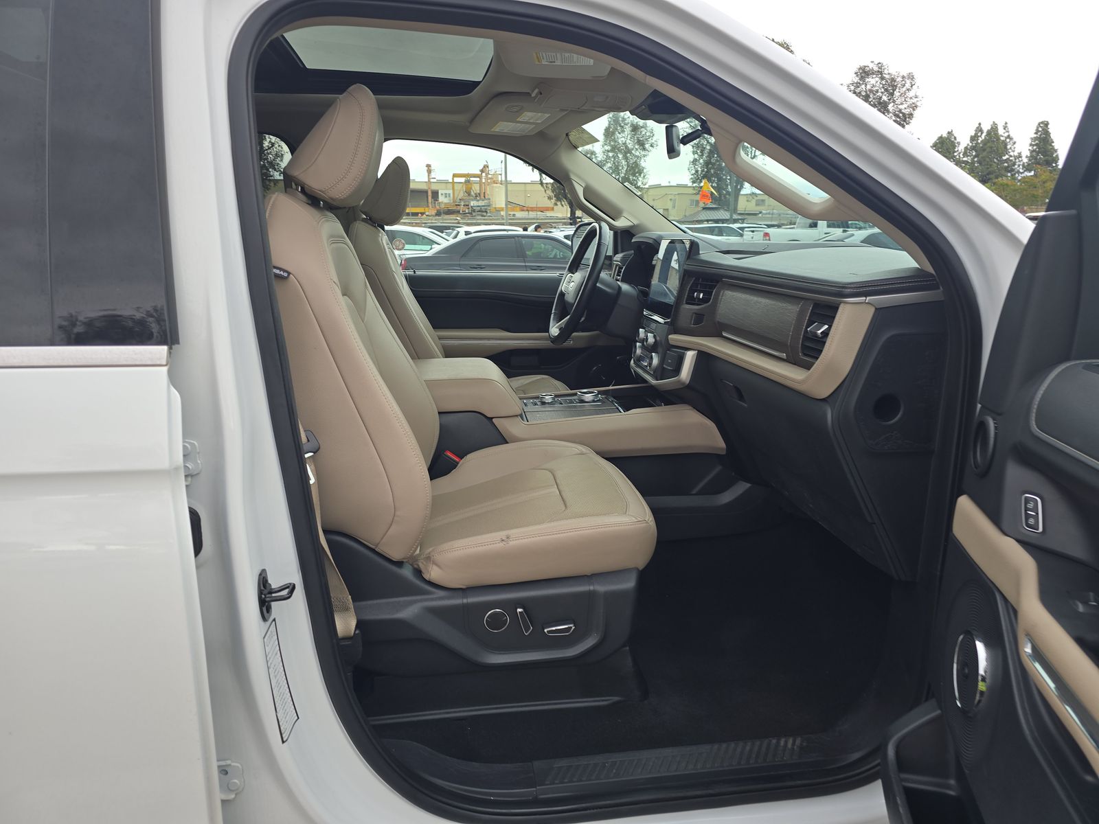 FORD EXPEDITION MAX - 9