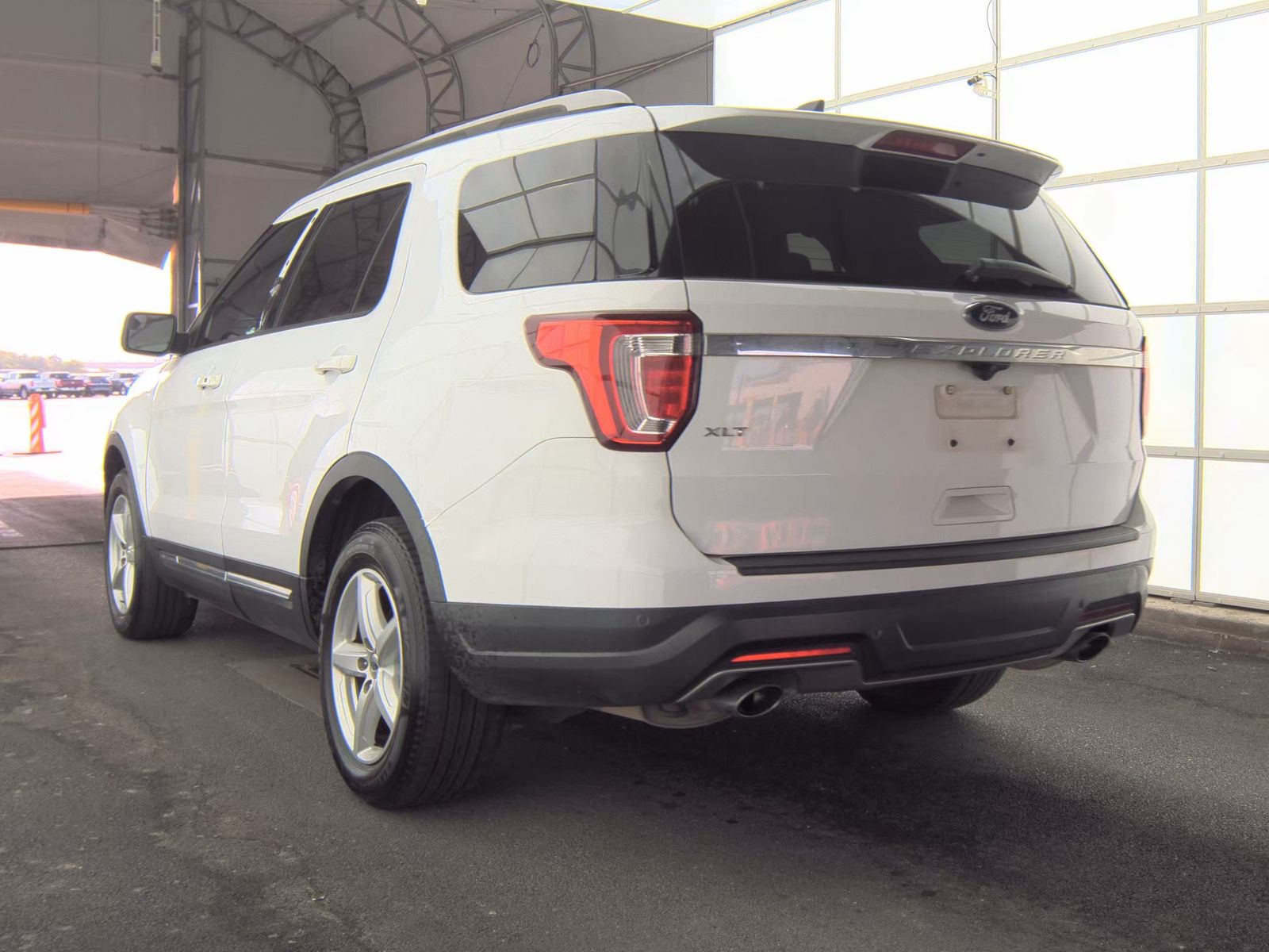 FORD EXPLORER - 7
