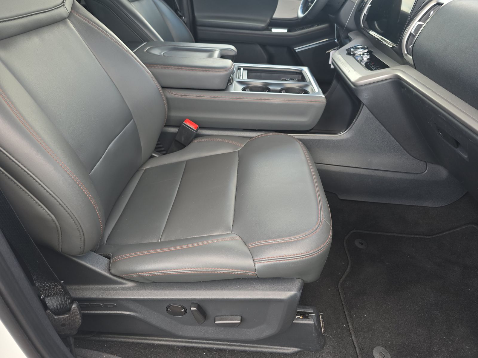 FORD EXPEDITION - 9