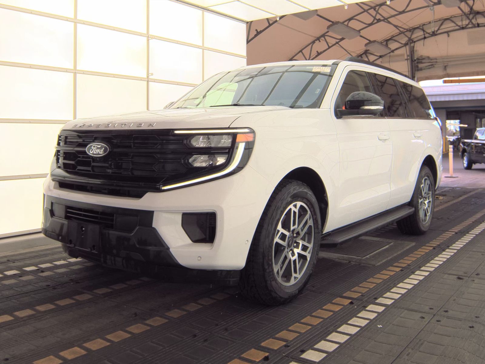 FORD EXPEDITION - 1