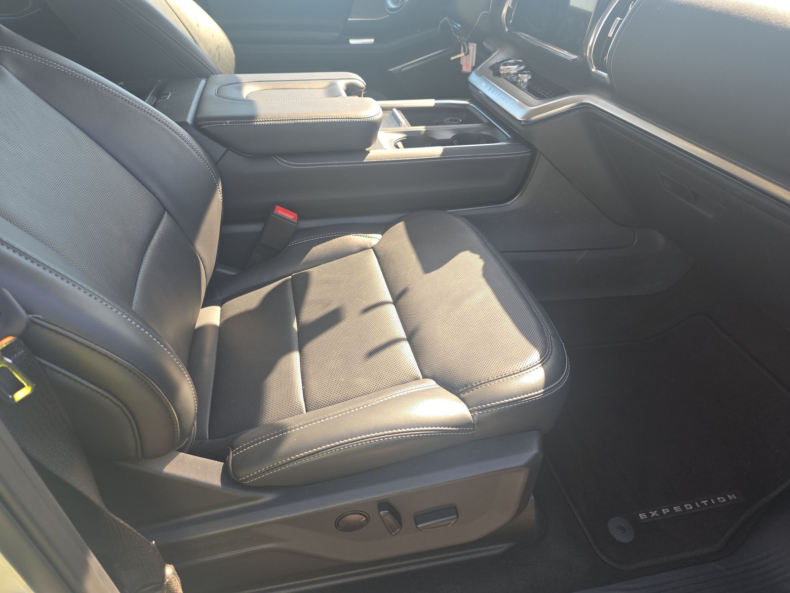 FORD EXPEDITION MAX - 9