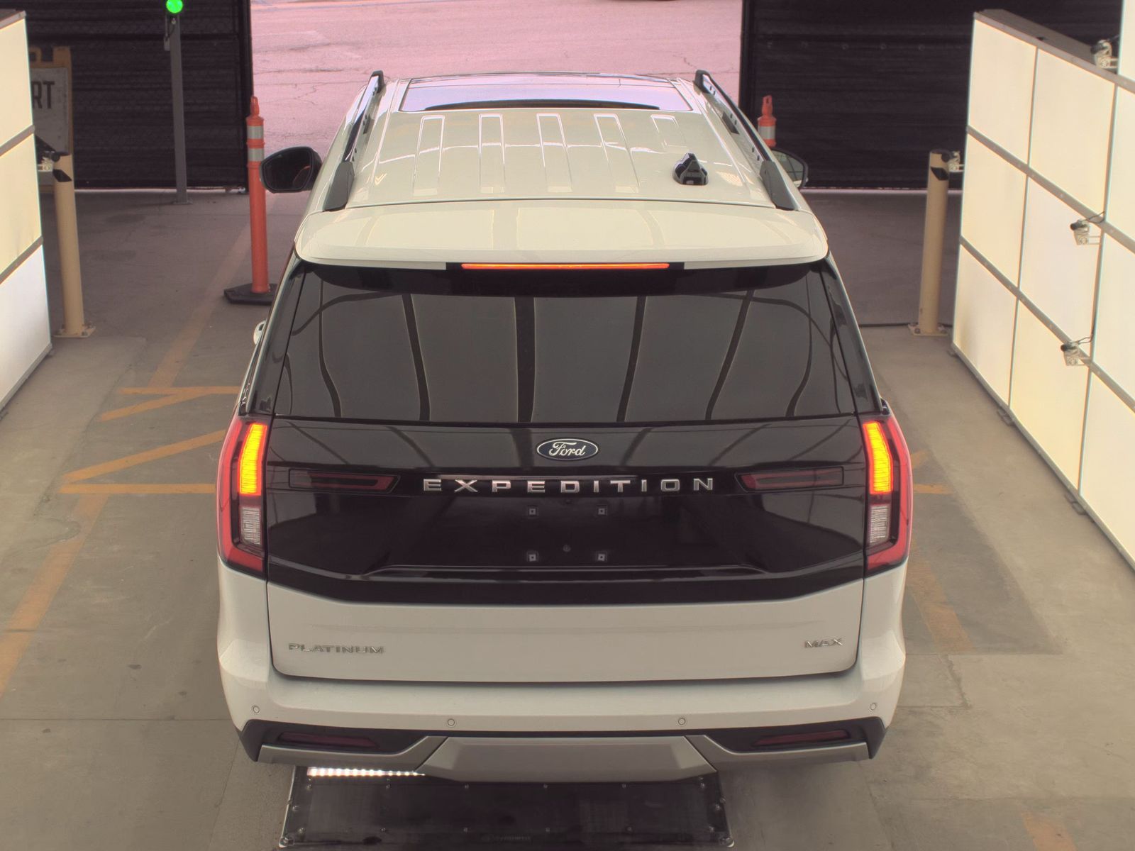 FORD EXPEDITION MAX - 6