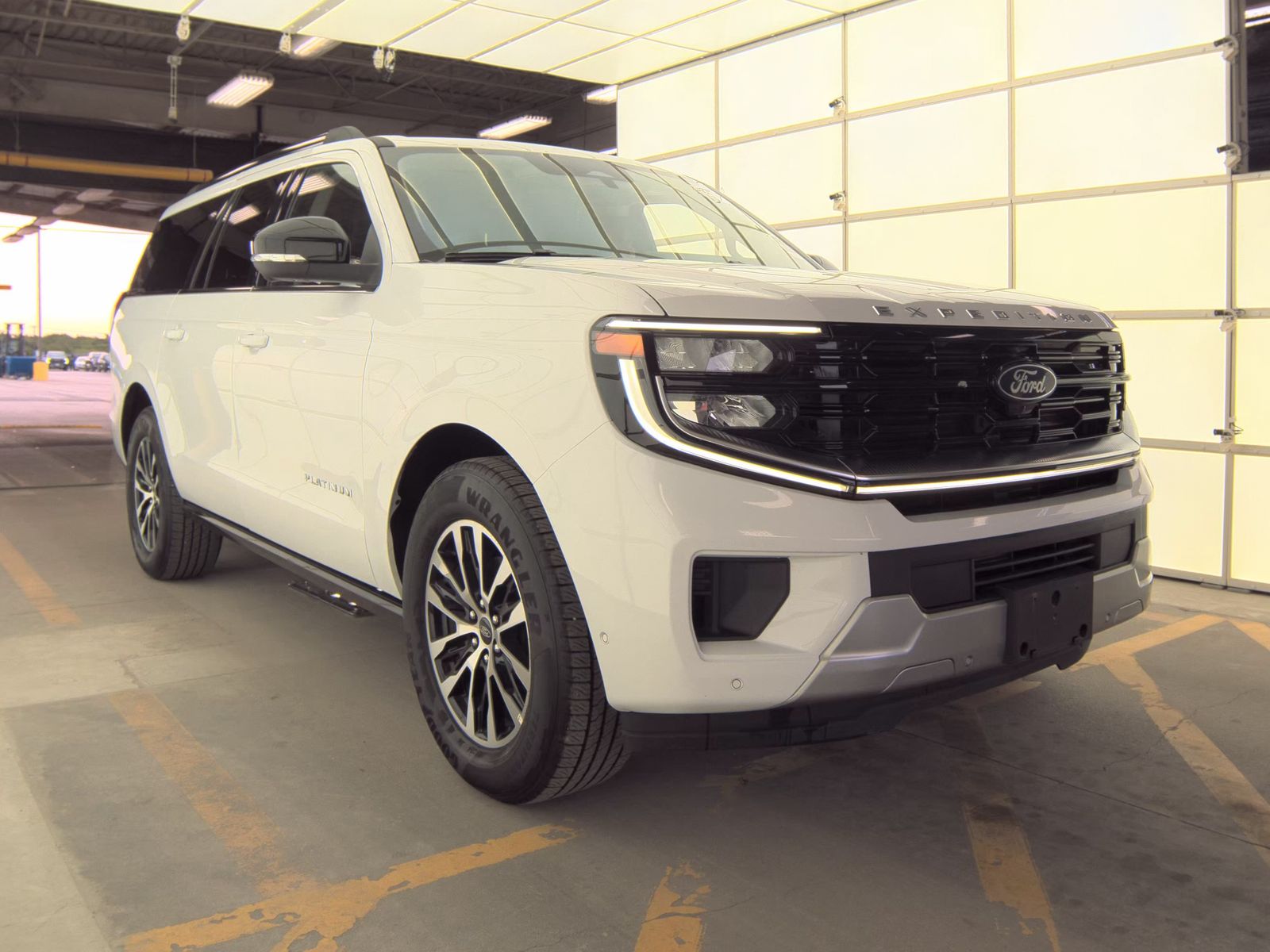 FORD EXPEDITION MAX - 4
