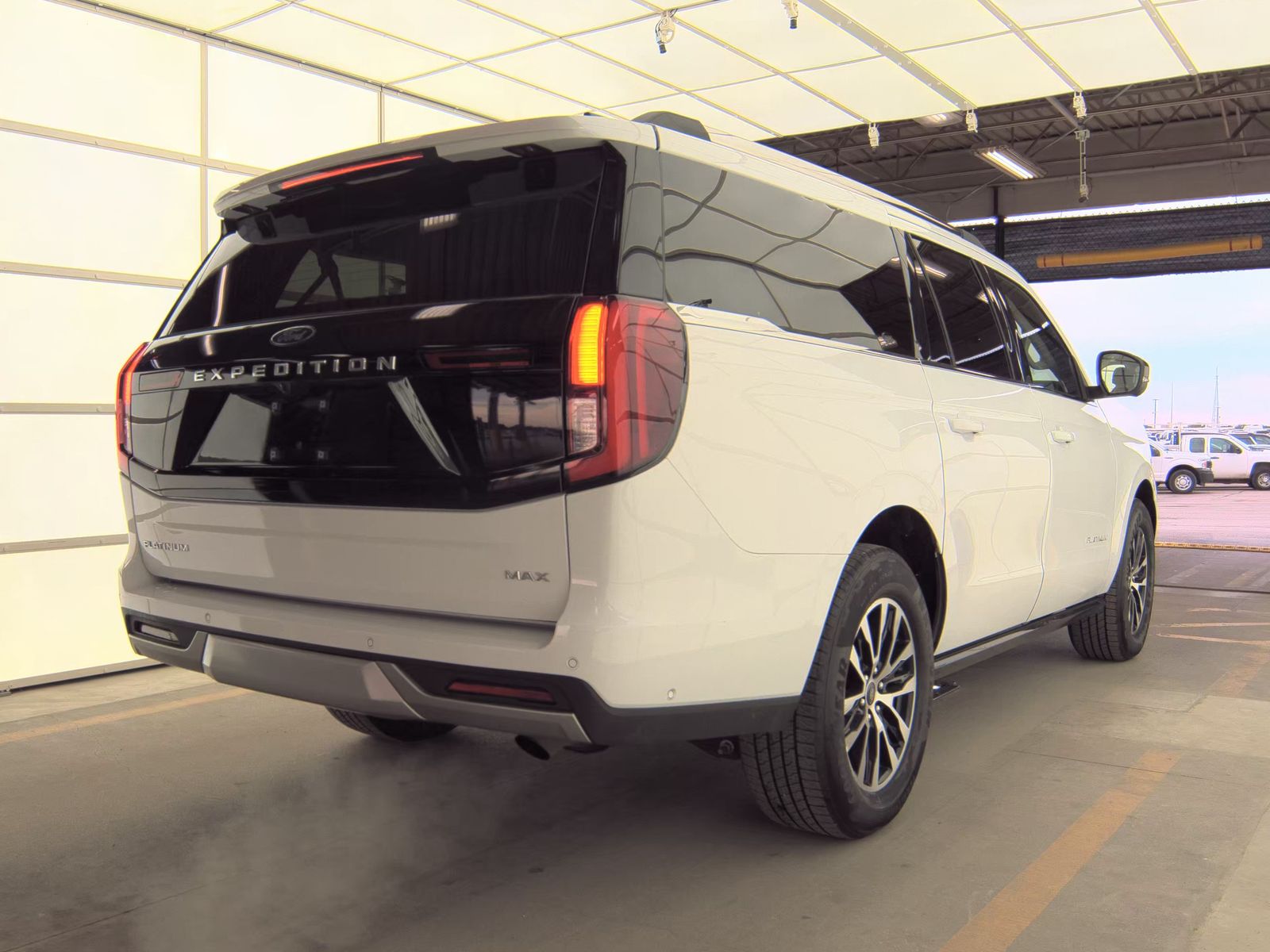 FORD EXPEDITION MAX - 5