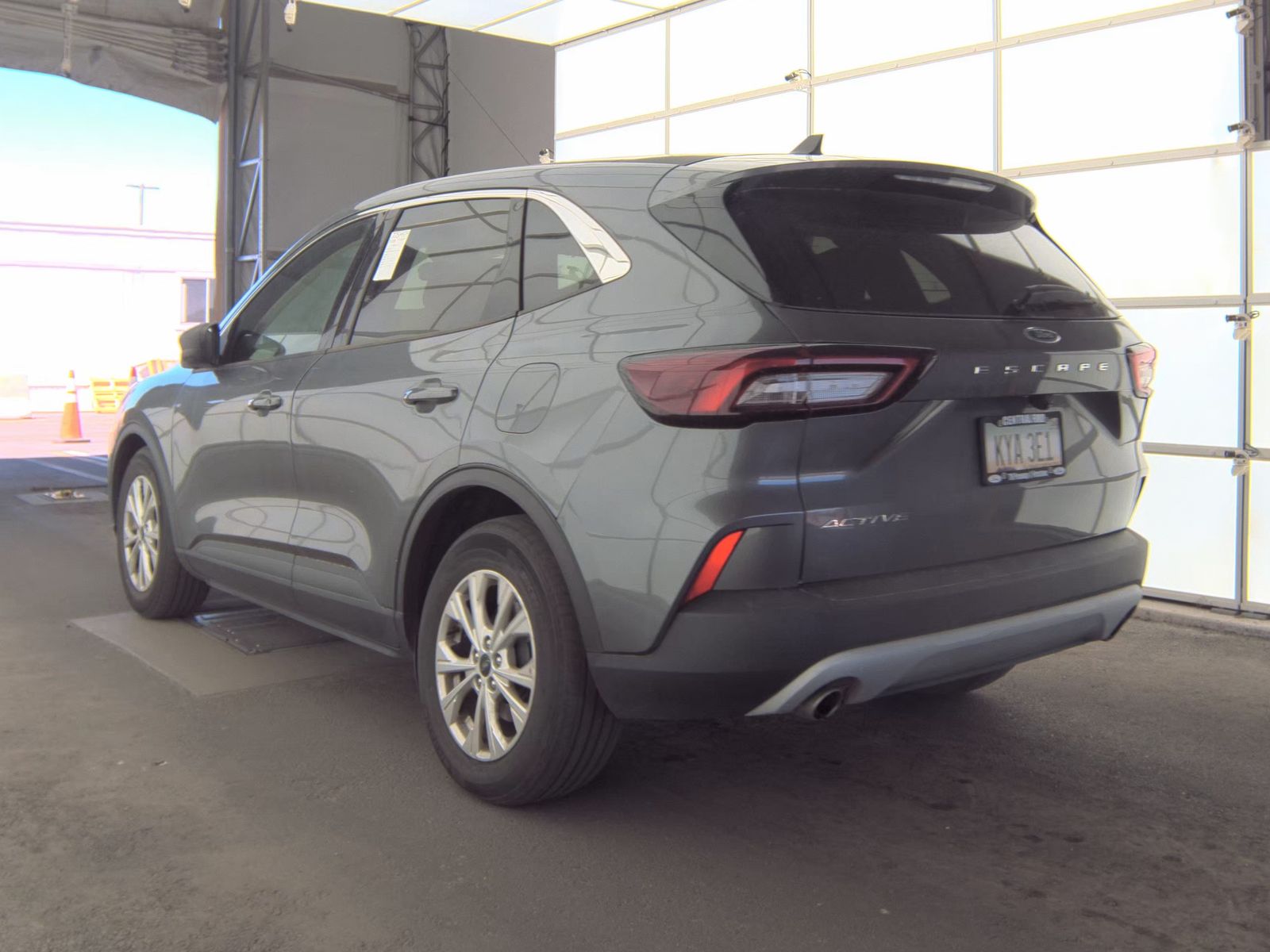 FORD ESCAPE - 9