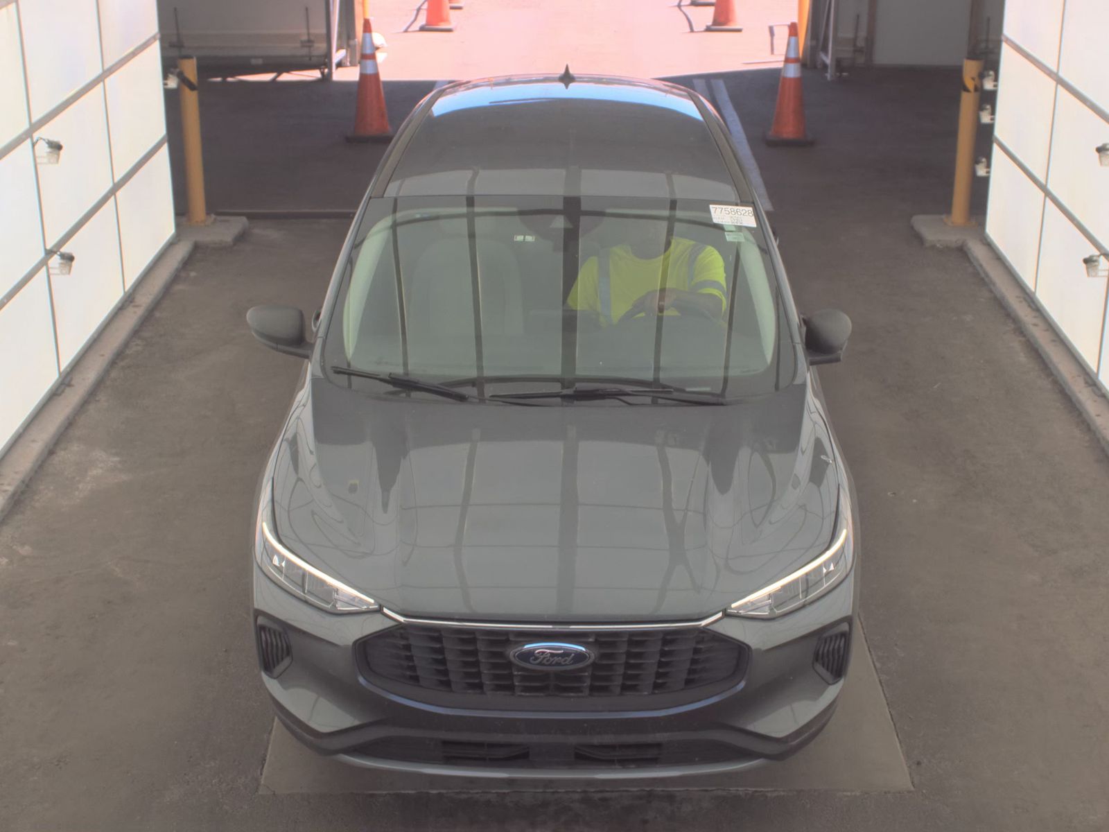 FORD ESCAPE - 3