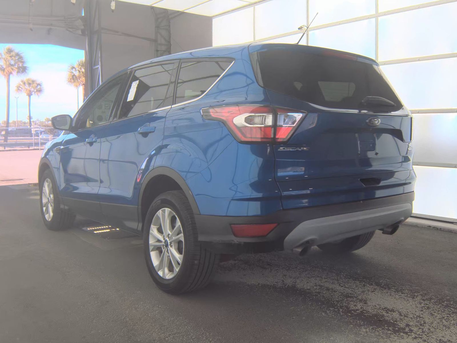 FORD ESCAPE - 9