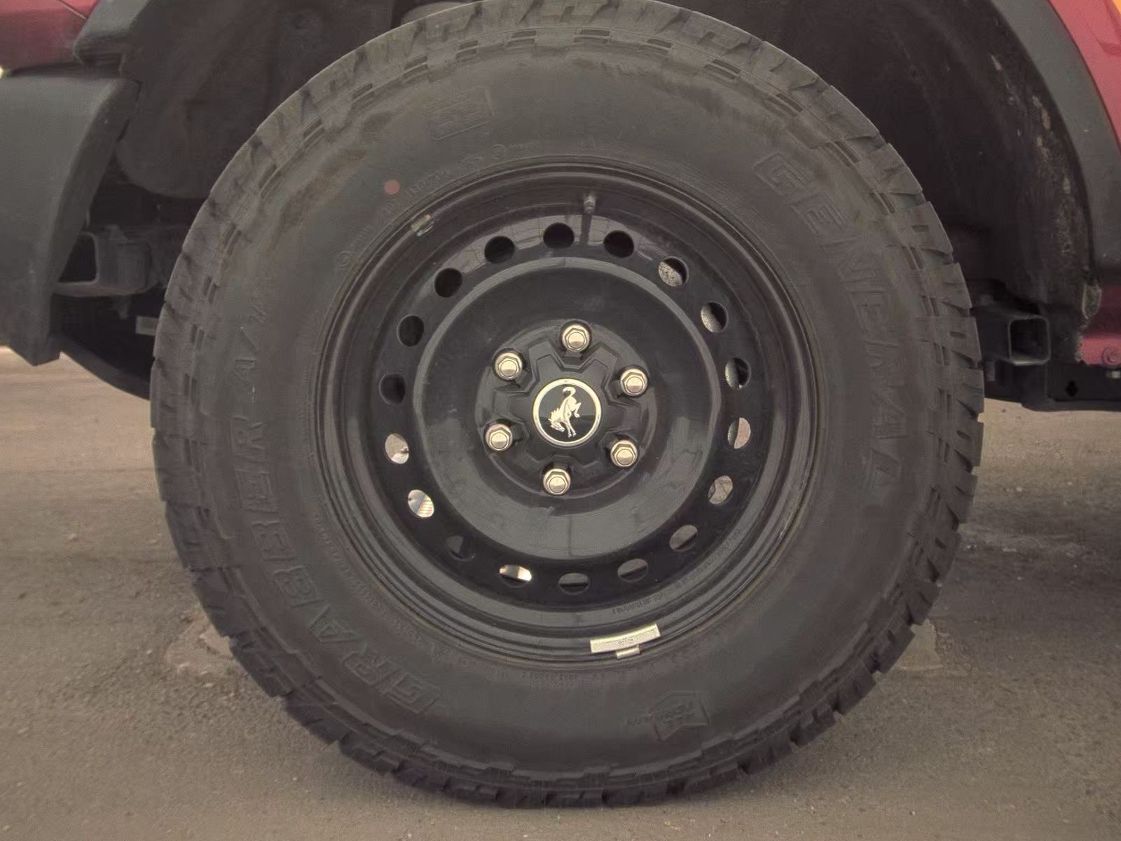 FORD BRONCO - 10
