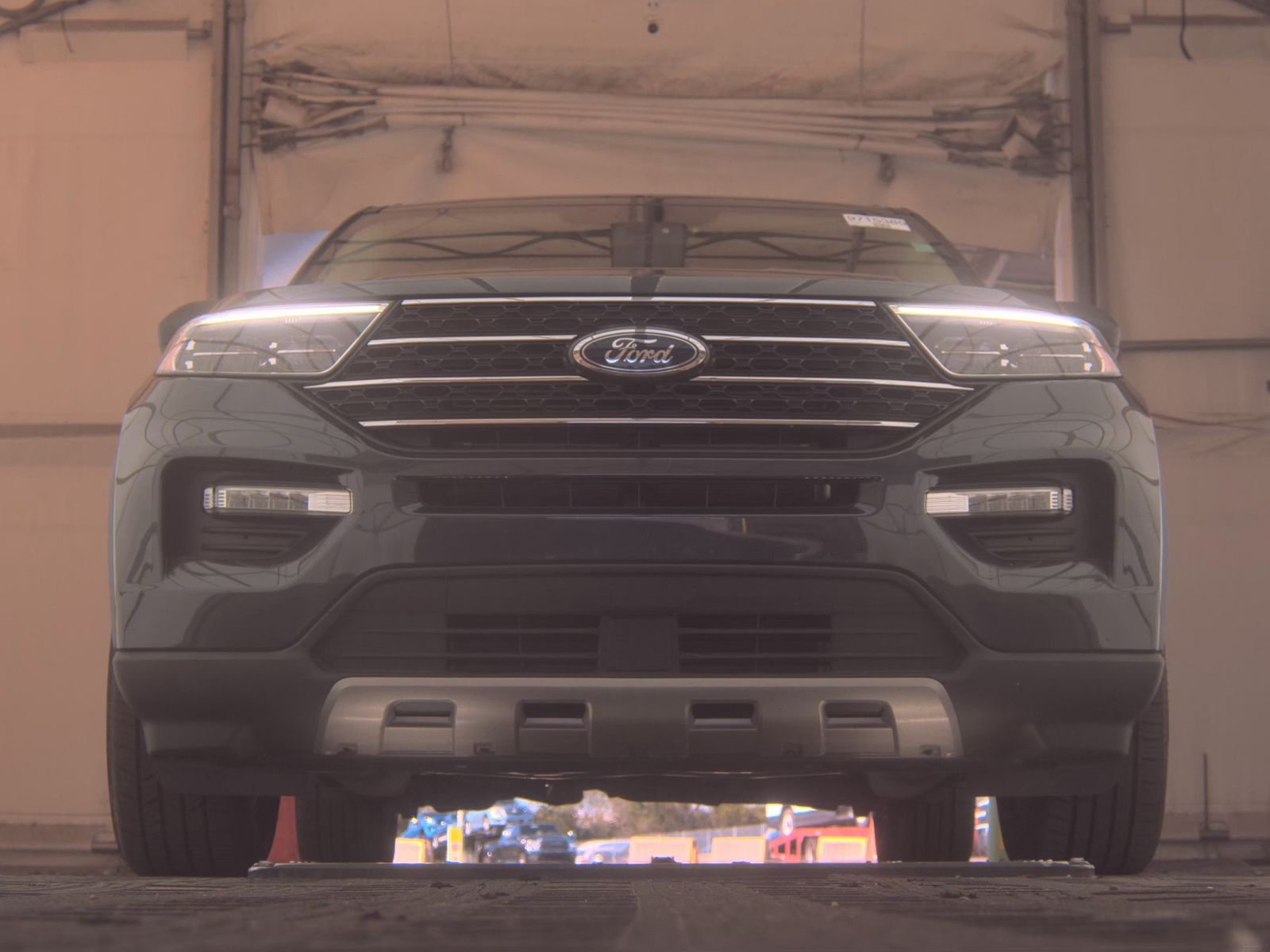 FORD EXPLORER - 4